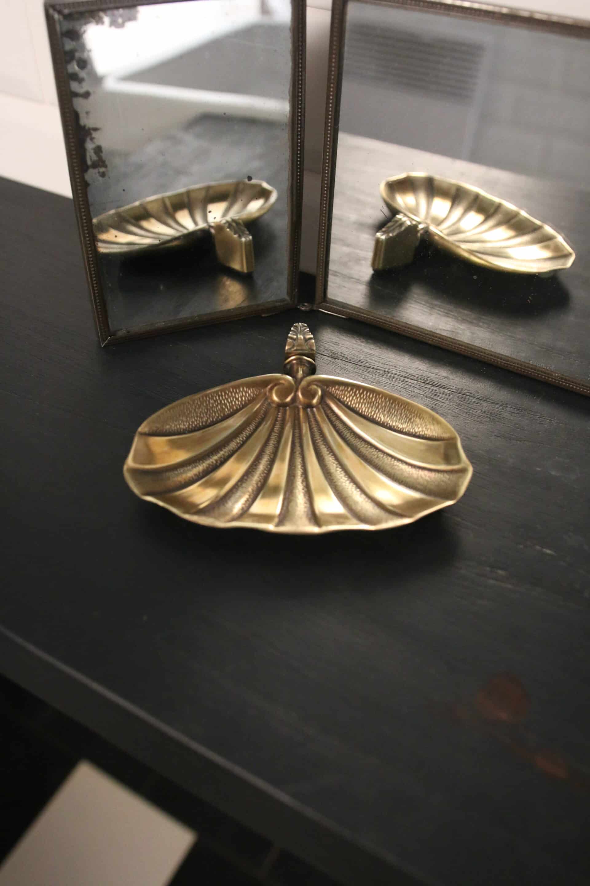 Vide-poche, porte-savon coquille vintage en laiton
