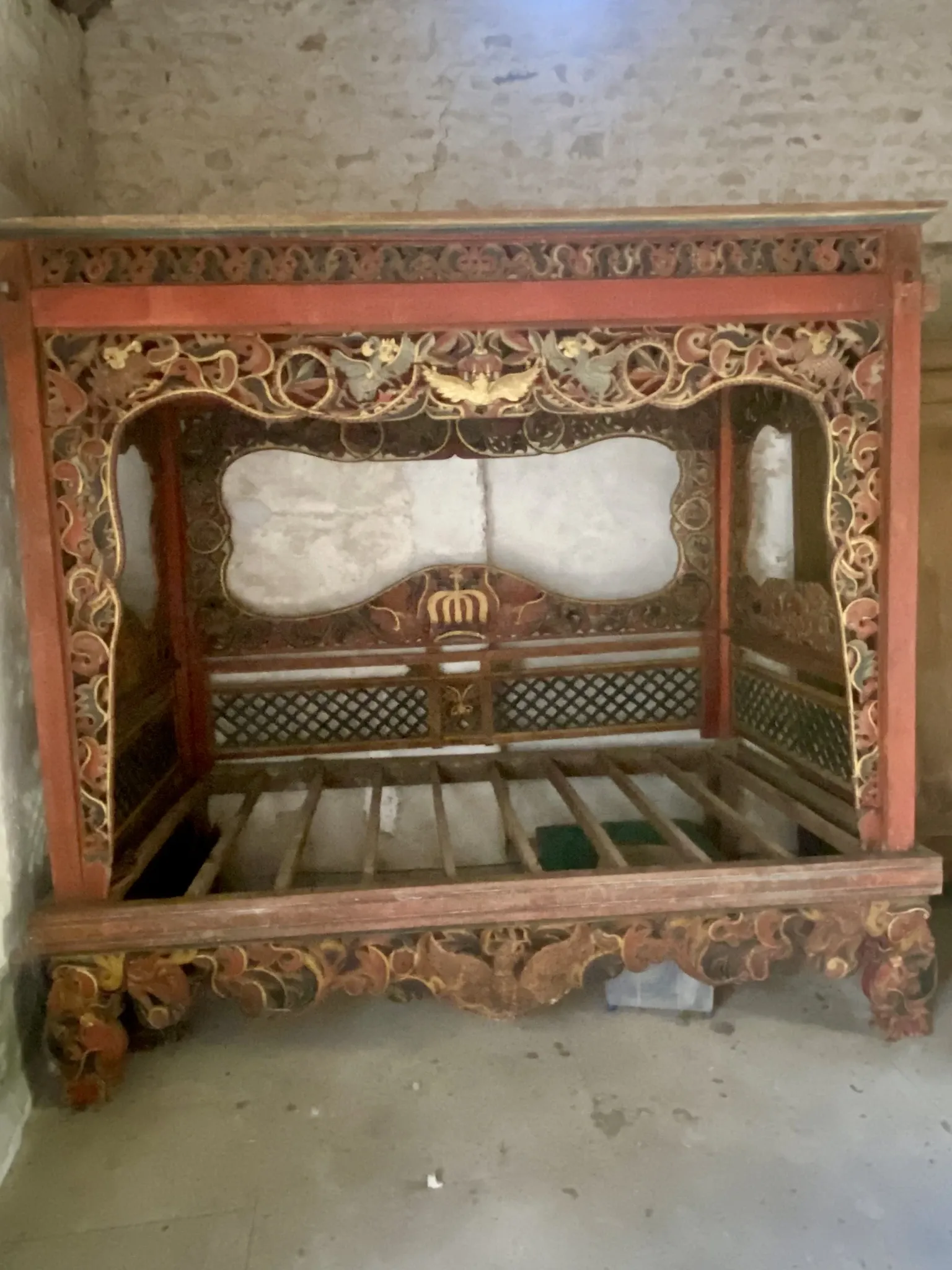 Lit Royal of Sumenep (Peranakan / Madura Style)