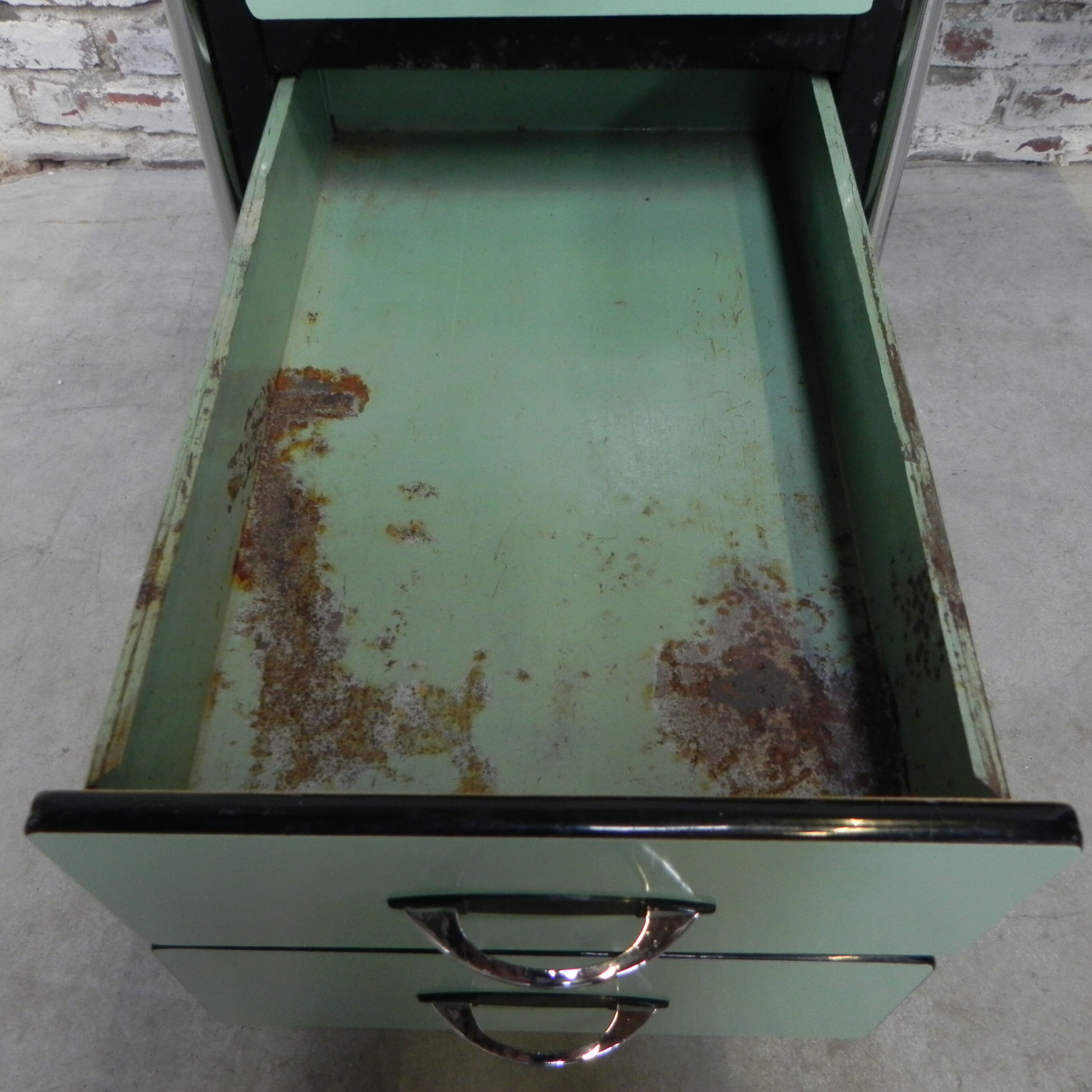 Vintage desk with formica top, Torck