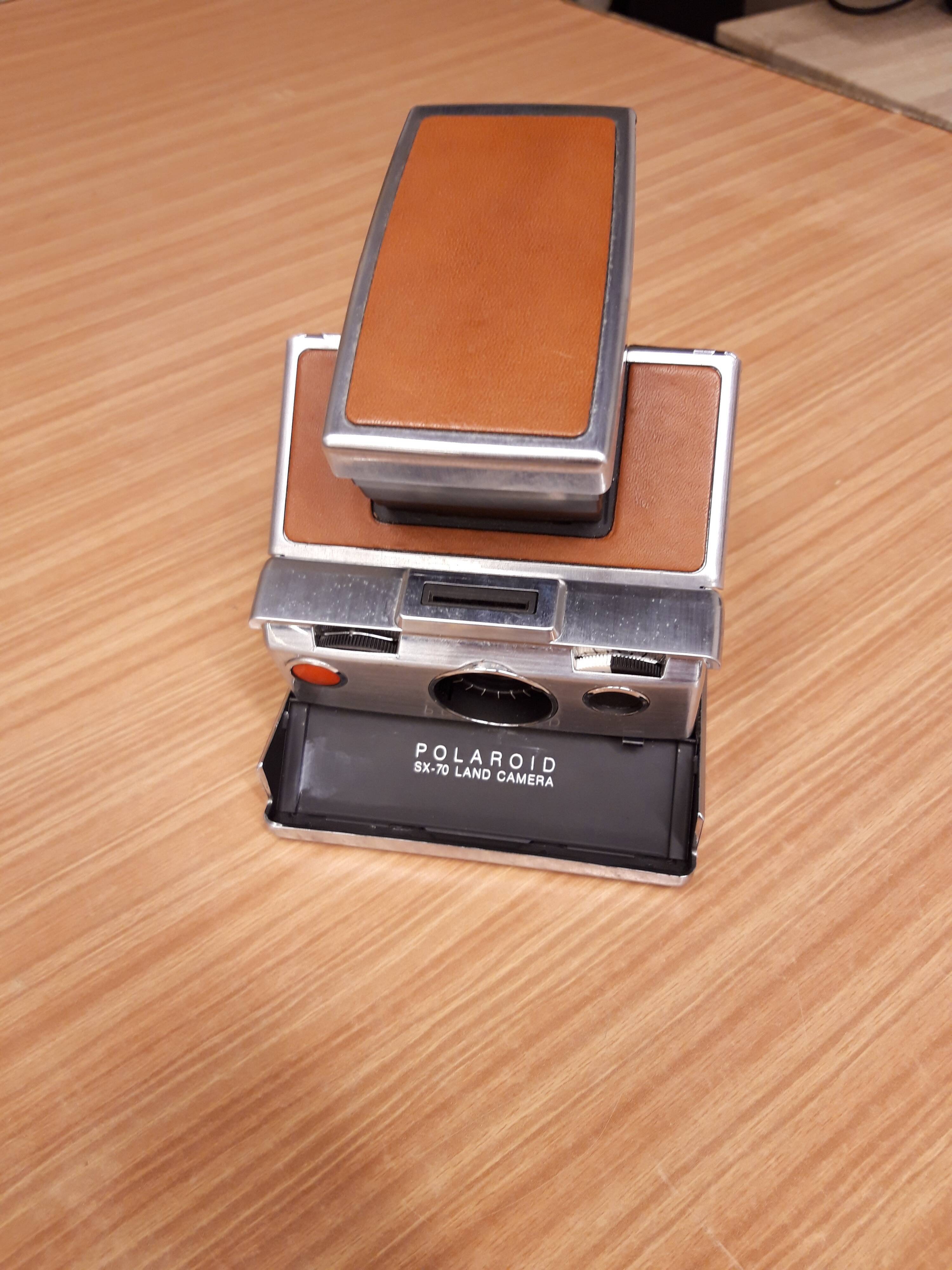 POLAROID SX 70 LAND CAMERA ANNEE 70