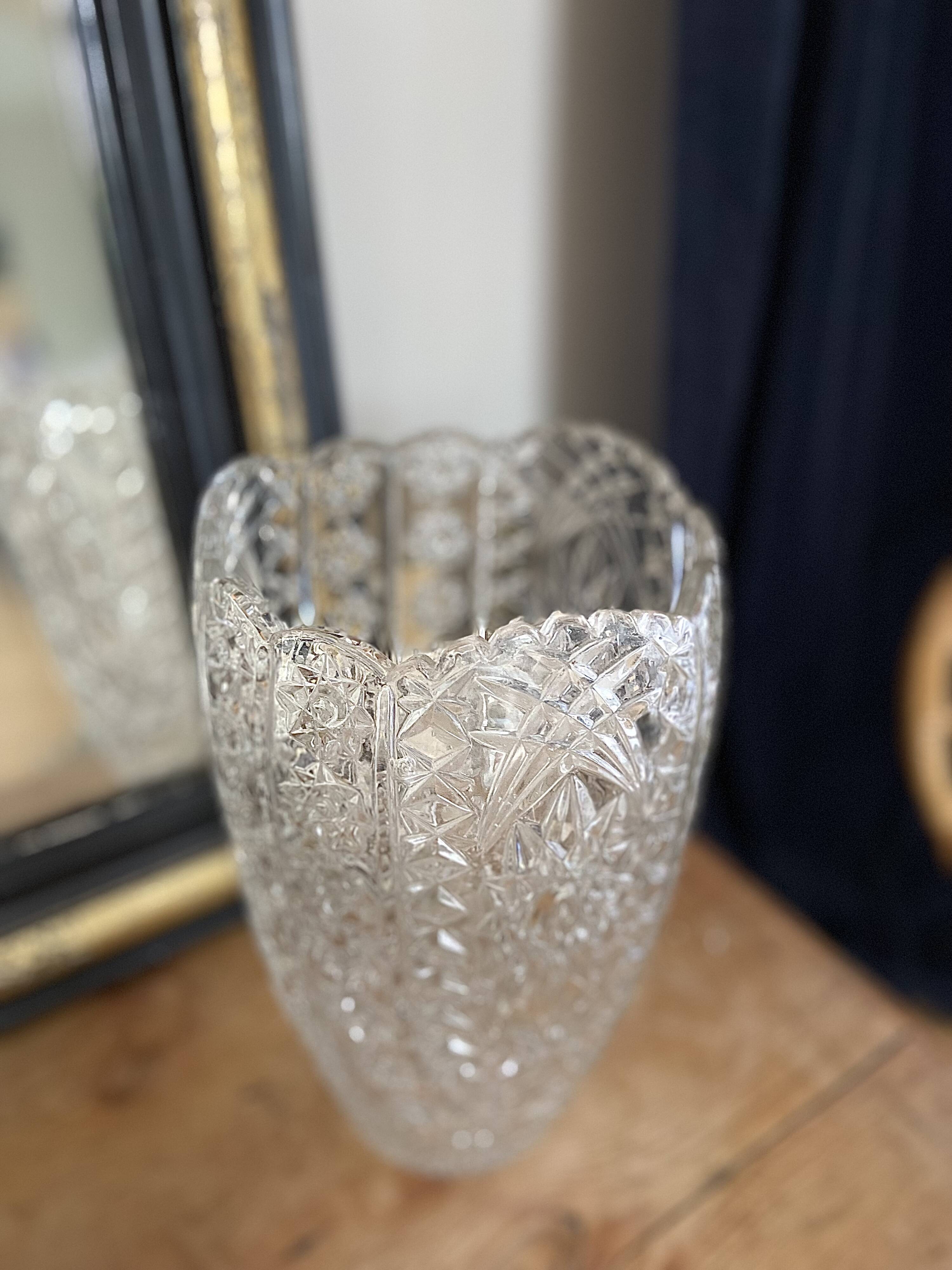 Flowery cut crystal vase