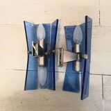 Paire d'appliques murales années 70 en verre bleu