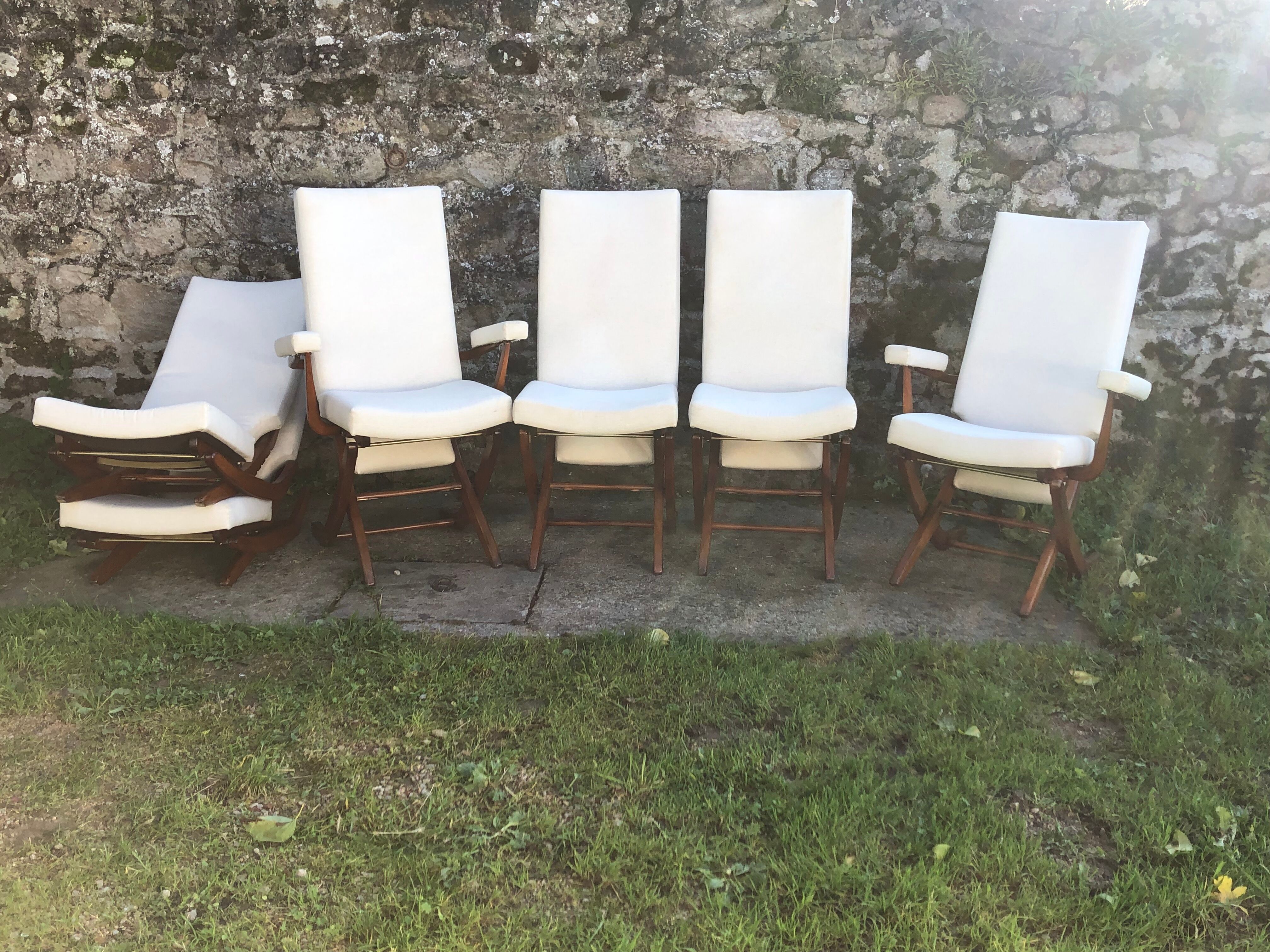 Set of 4 chairs and two reclining chairs in teak 1970