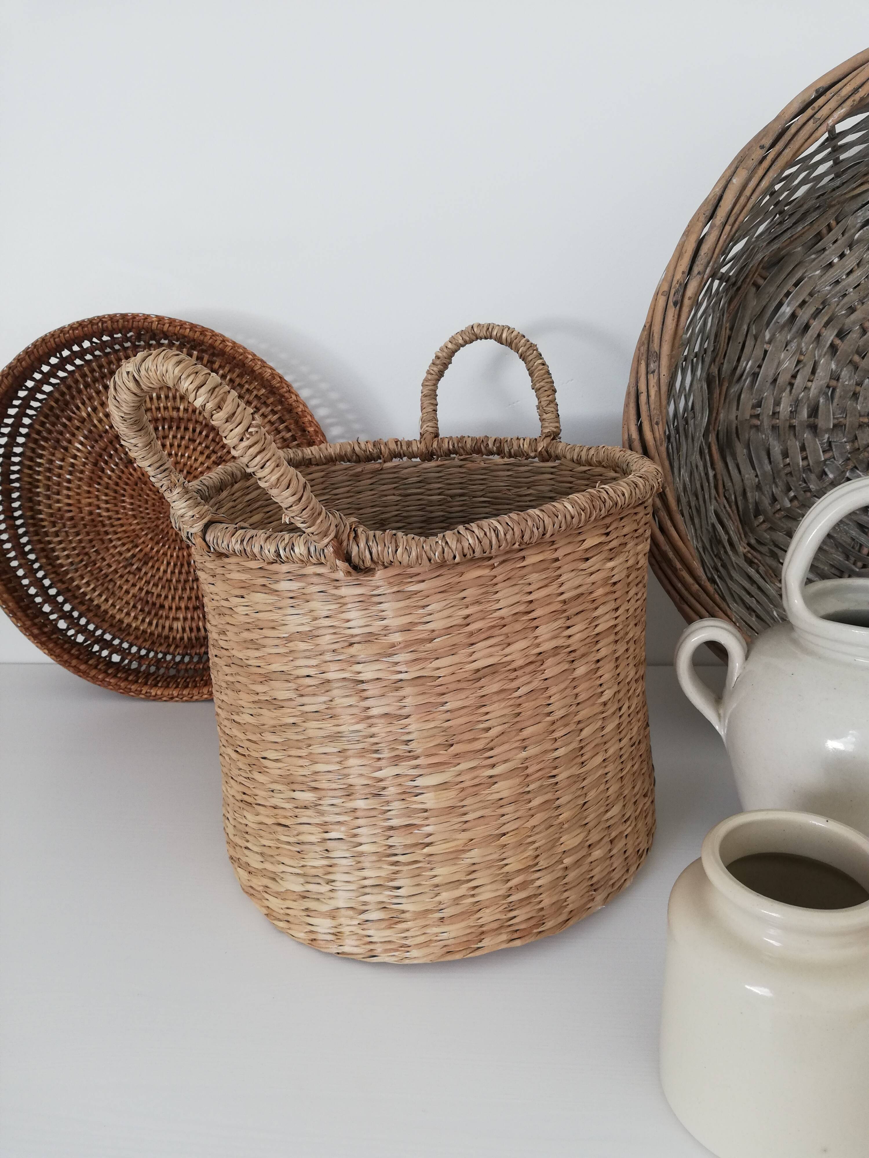 Wicker basket / basket