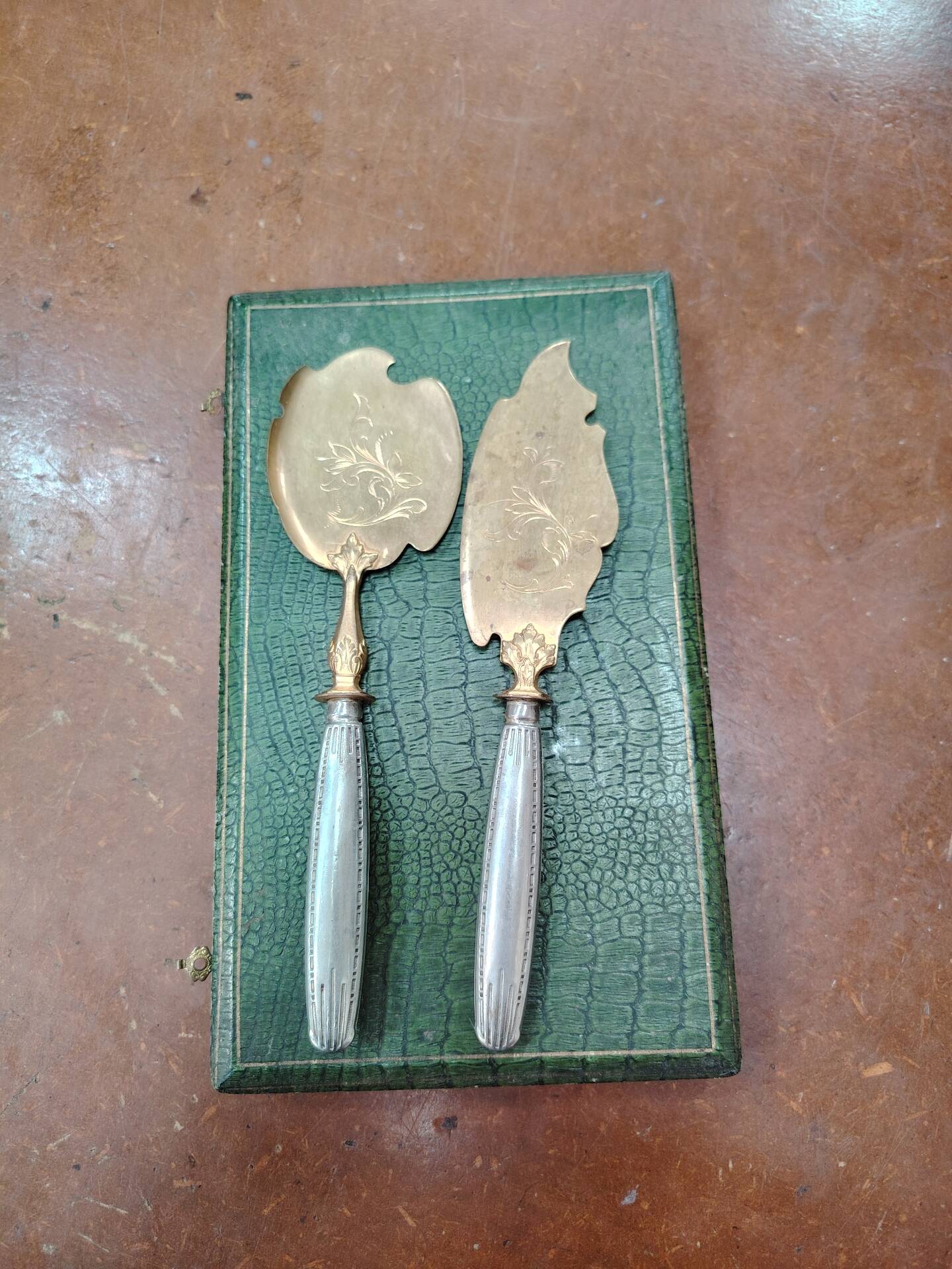Antique fish service 2 pieces in box – Belle Époque silverware