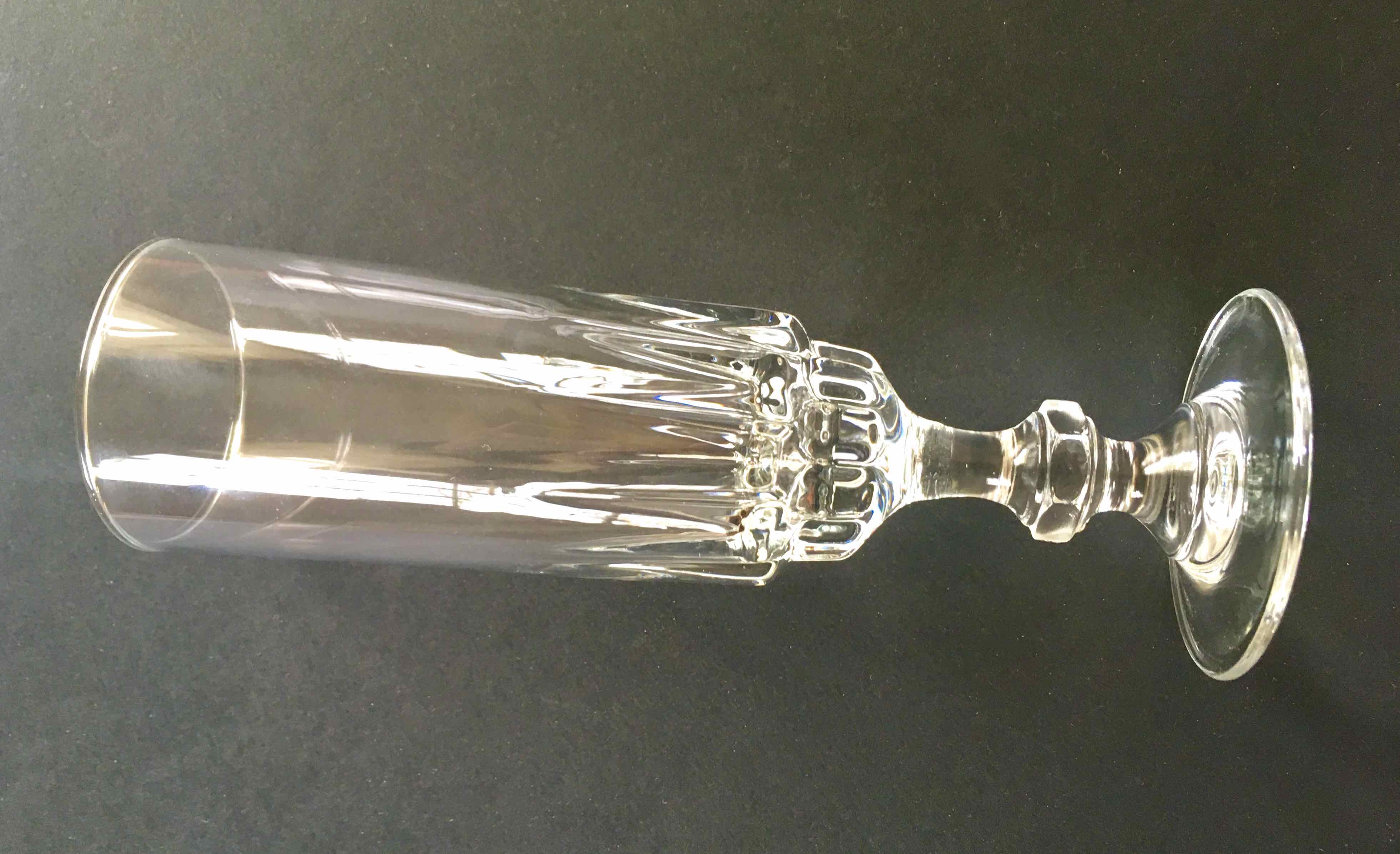 Set 12 flutes with crystalline cut champagne