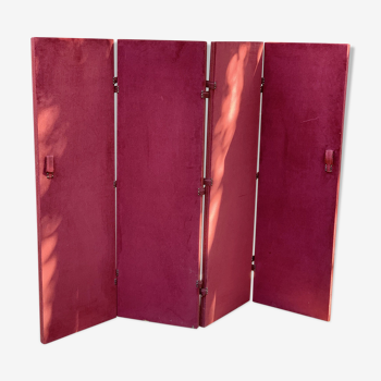 Old wooden screen covered with velvet 4 sheets