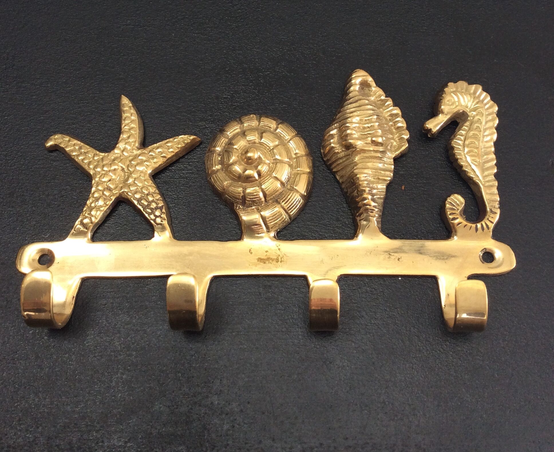 Coat rack or towel rack vintage bronze shells