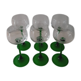 6 wine glasses