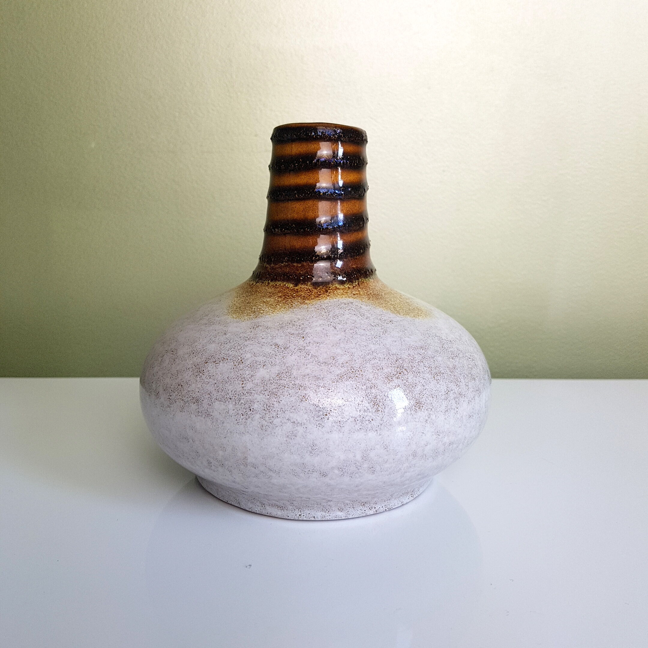 Col Brown vase ceramic spiral pattern German Fat Lava Era