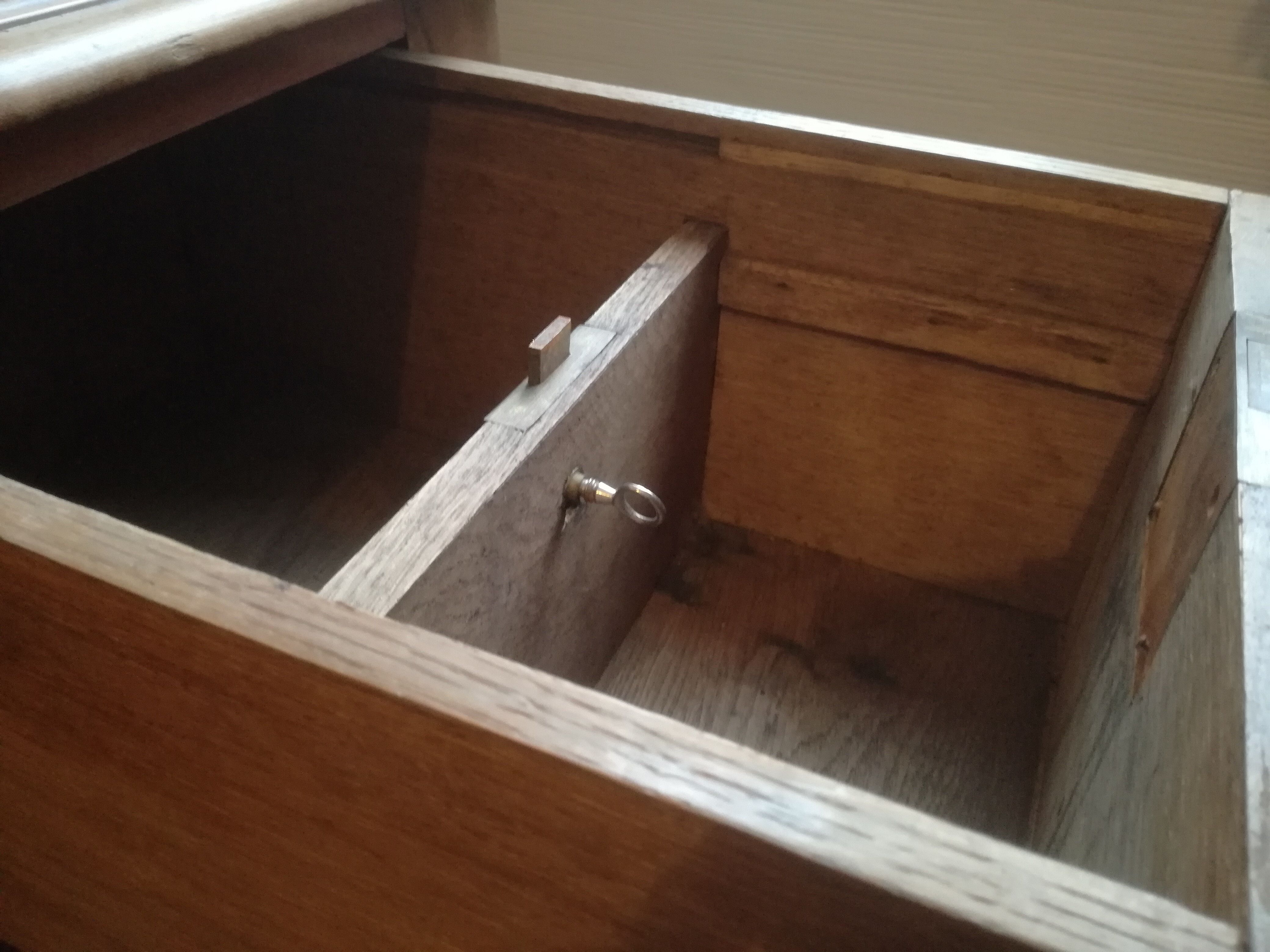 Louis Philippe 19th-century walnut desk Louis Philippe