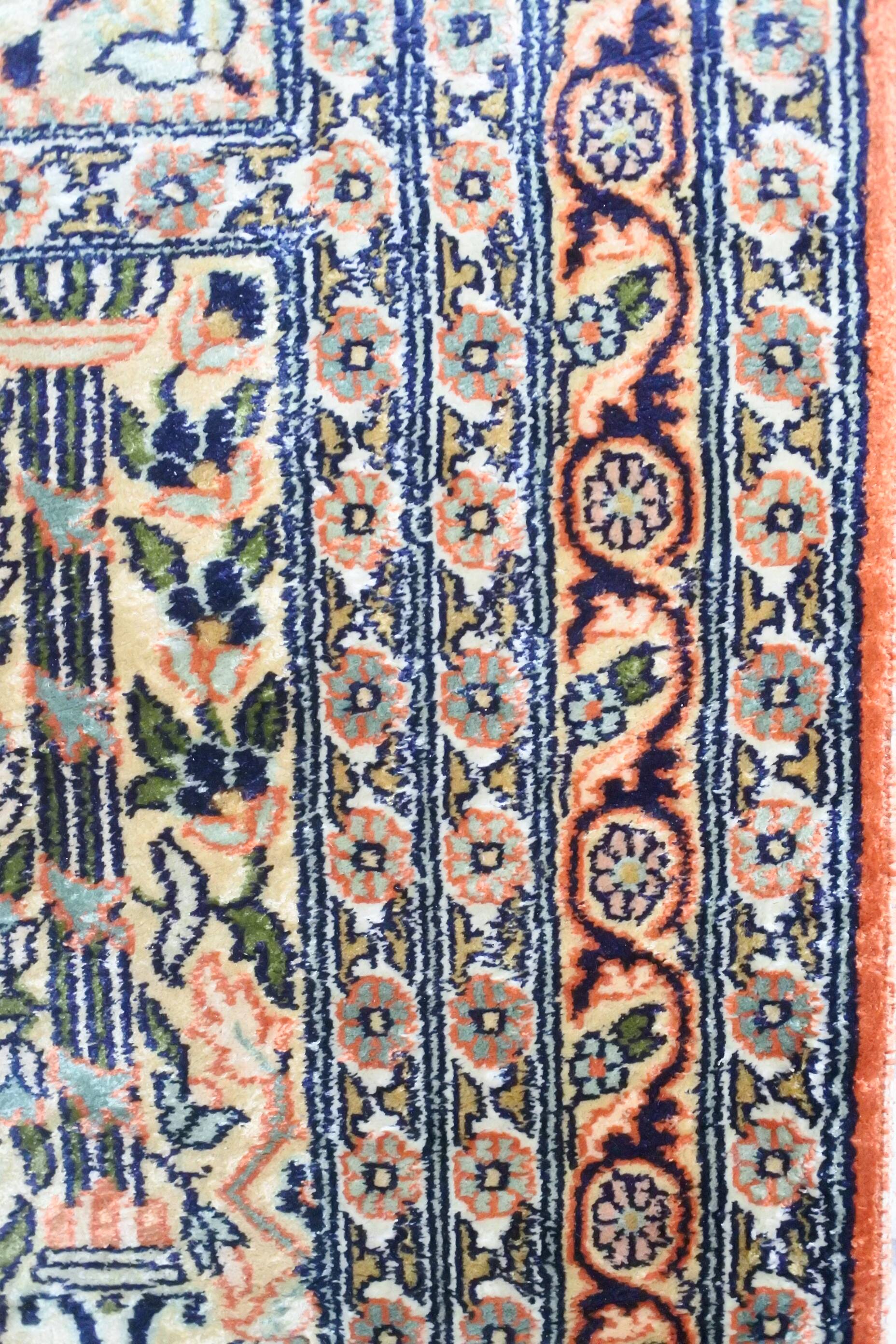 Silk cashmere carpet 143x79cm