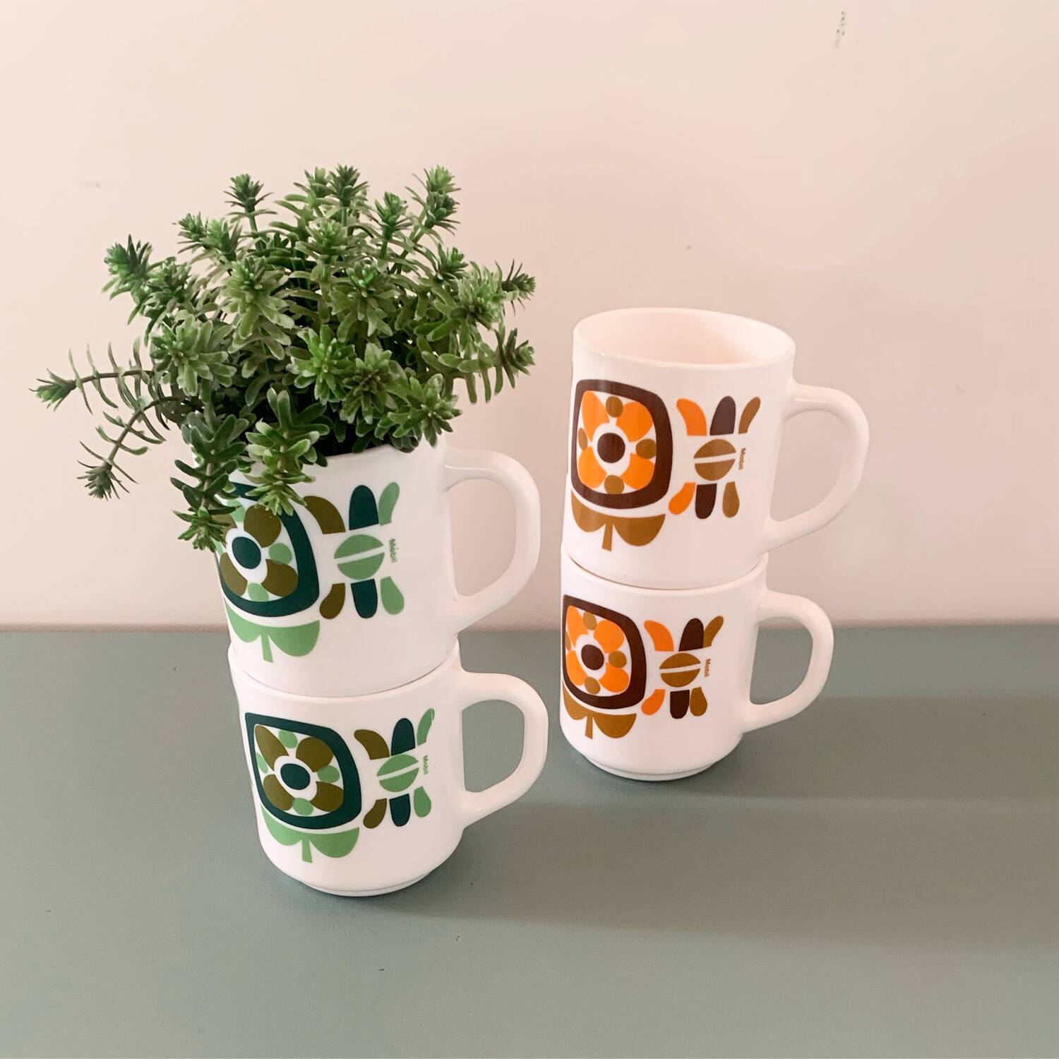 Set of 4 MOBIL mugs