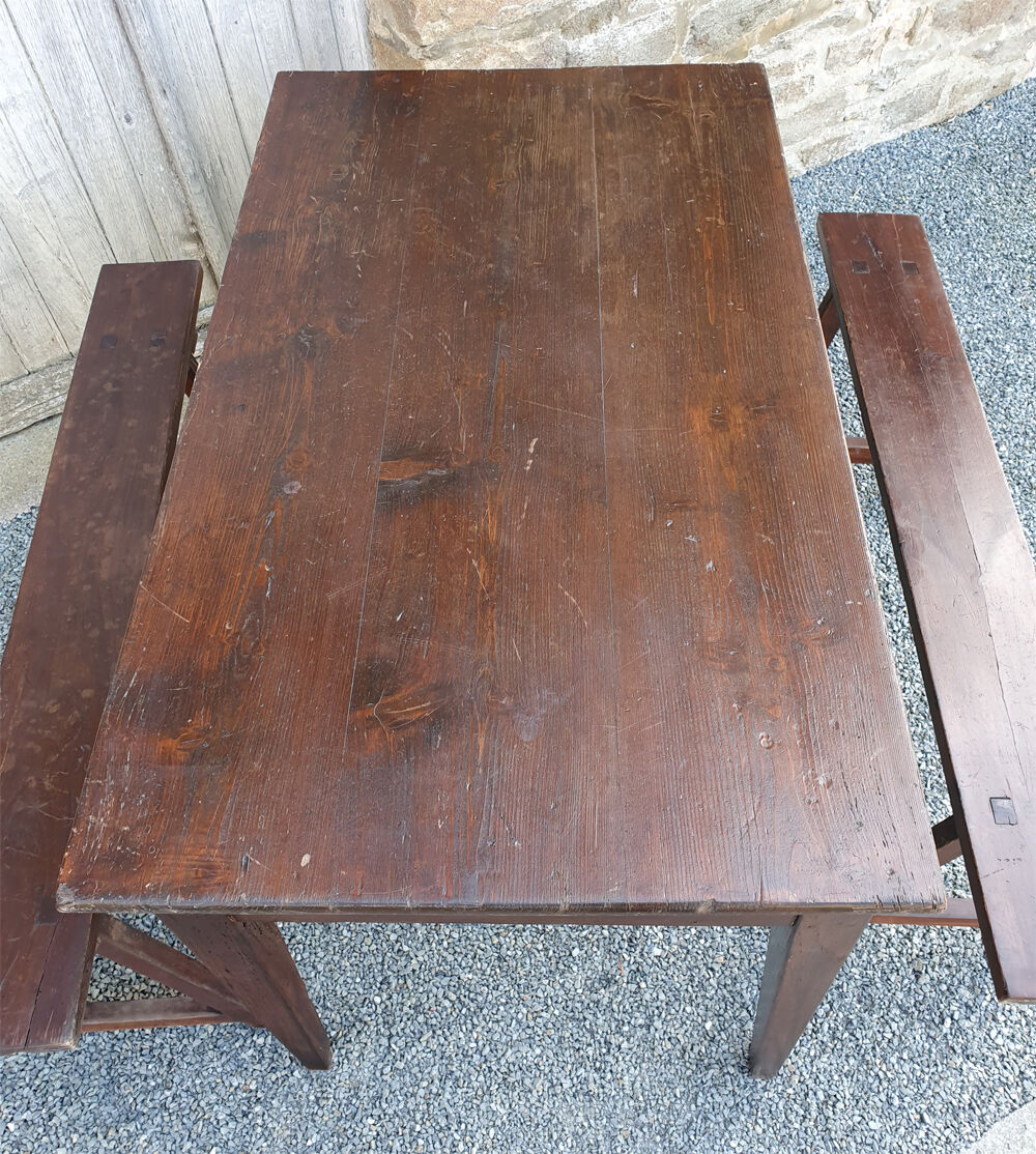 Small farm table and its two benches, vintage