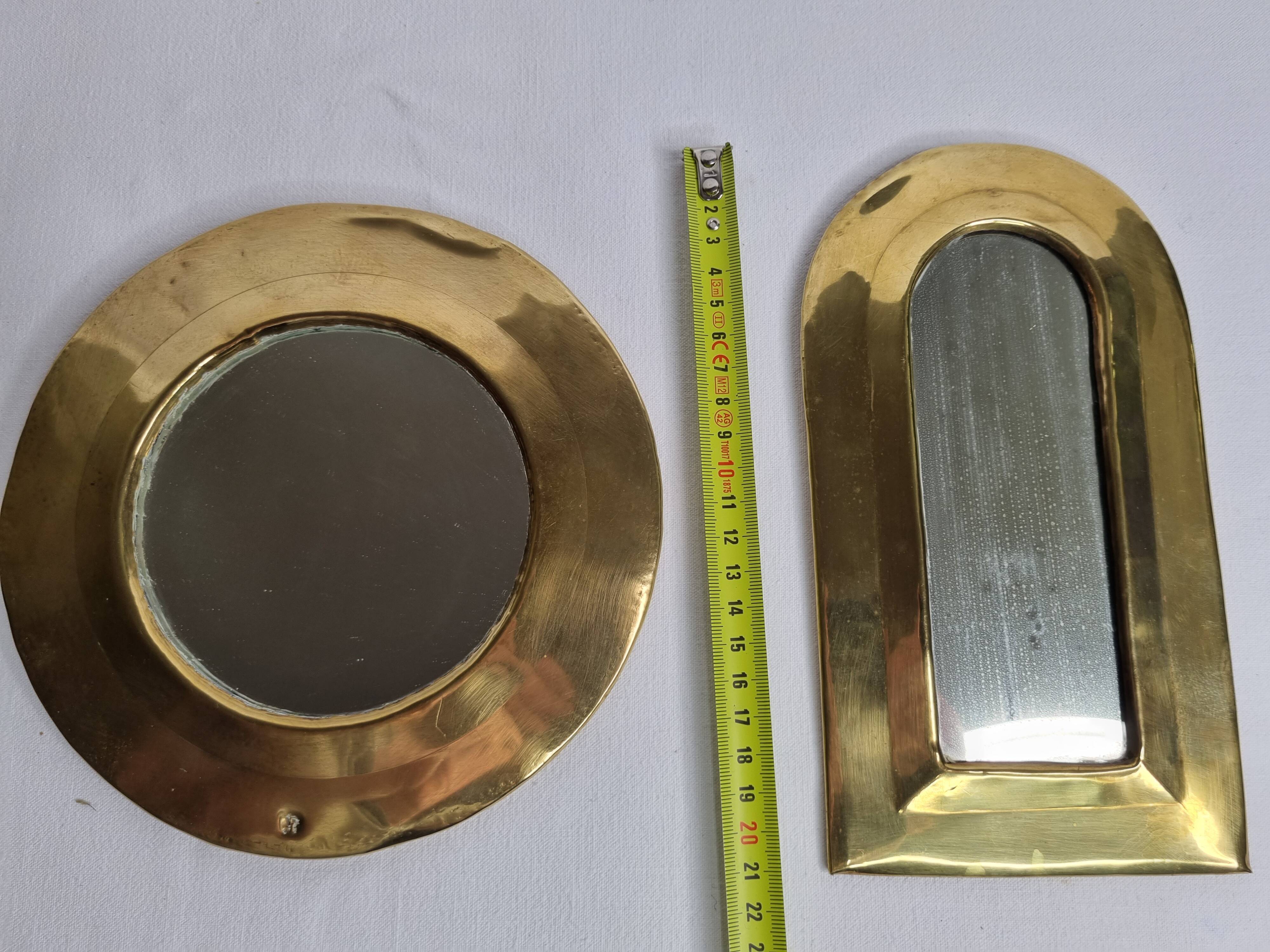 Set of 2 Moroccan mirrors in brass, round and arch-shaped, 70s