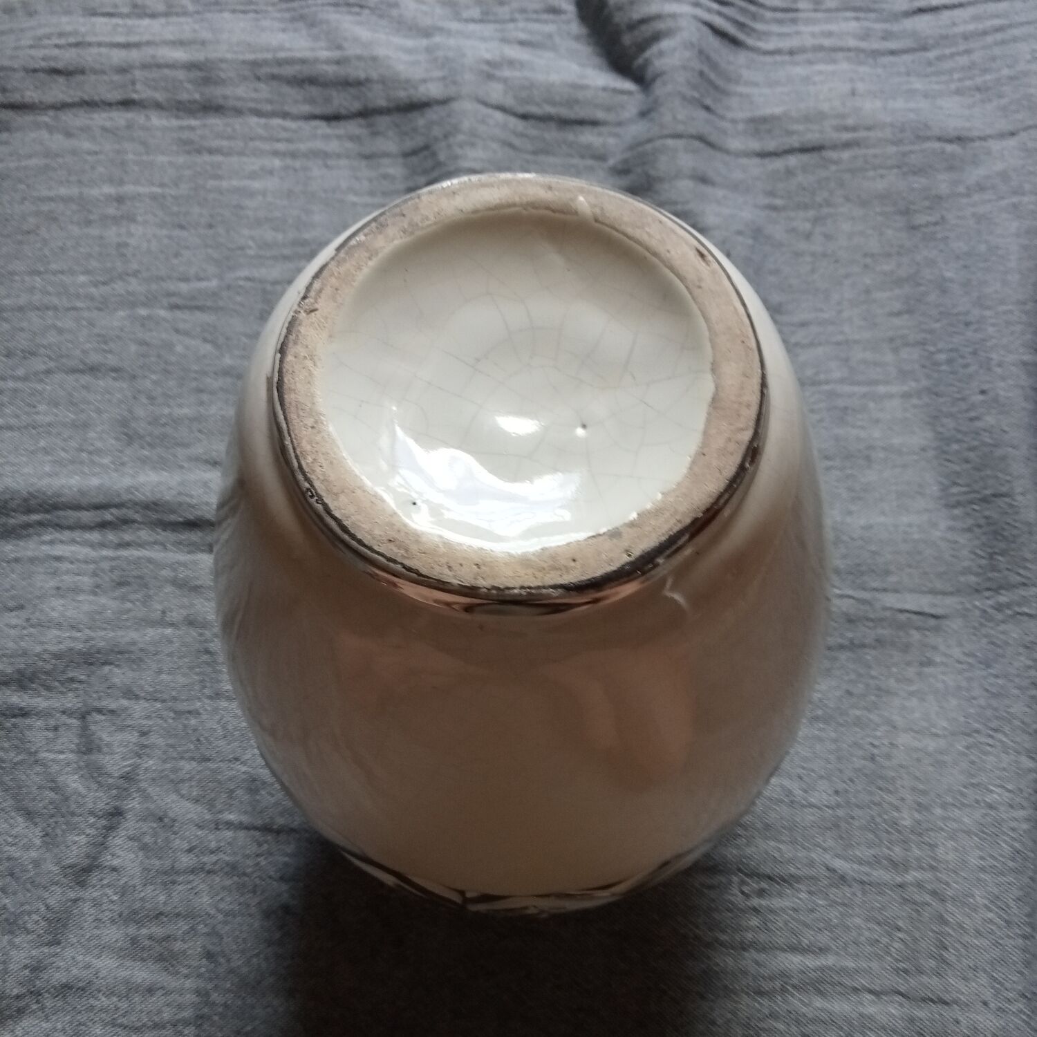 Art deco style vase