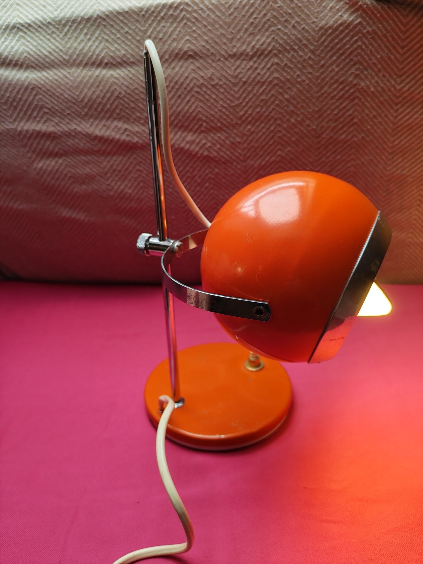 Vintage "Eyeball" Desk Lamp Orange & Chrome – Space Age Era