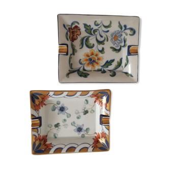 Pair of ashtrays