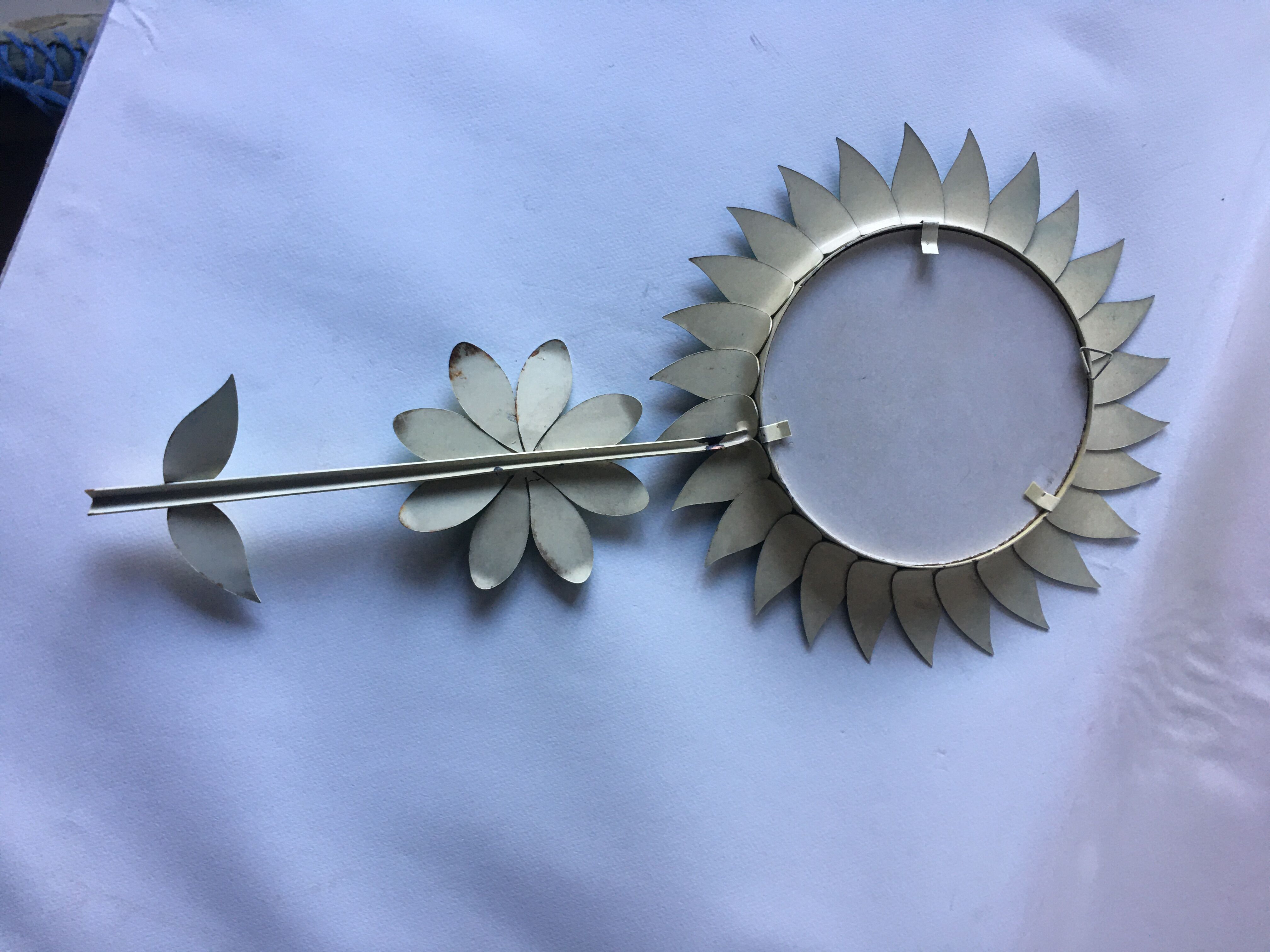 Vintage flower mirror