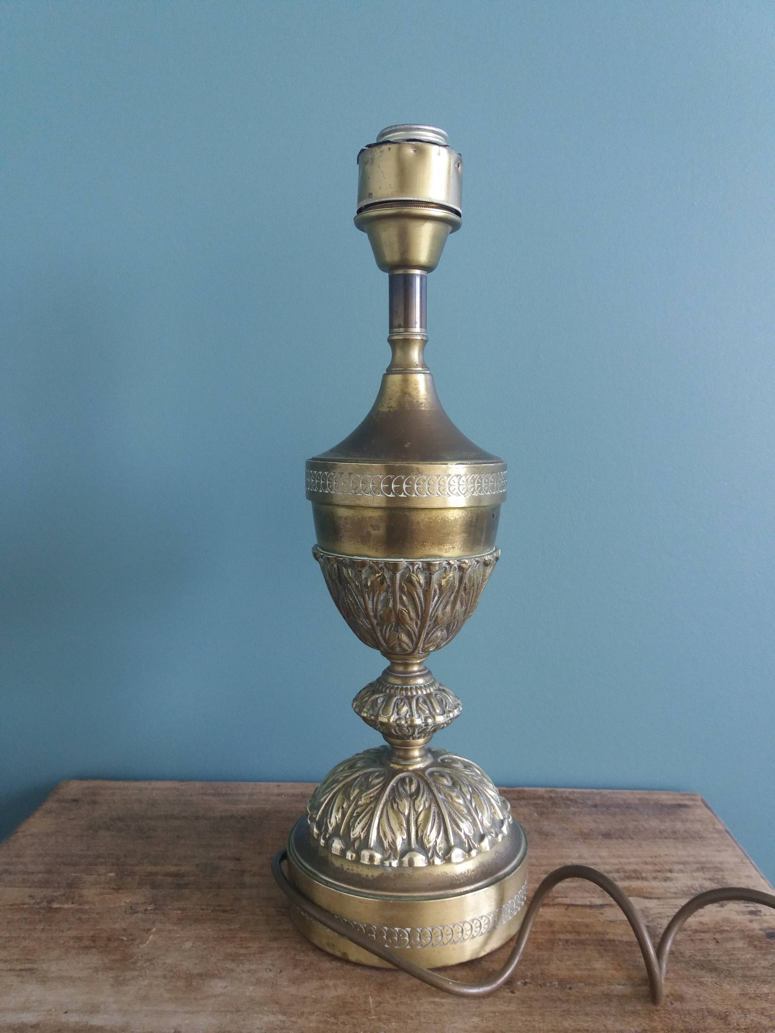 Bronze gilded brass foot lamp