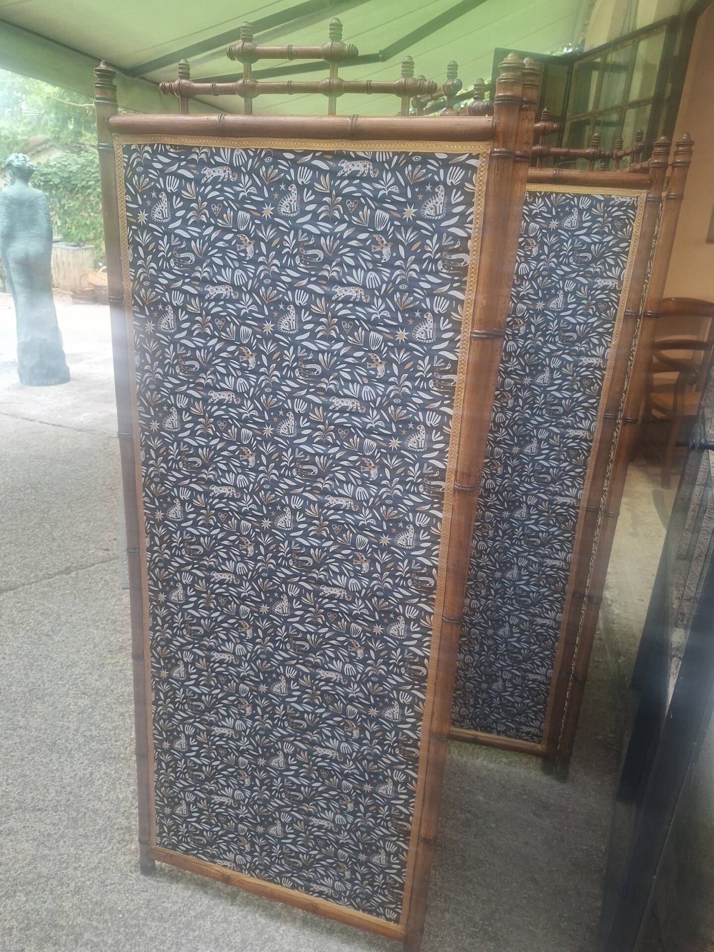 Screen