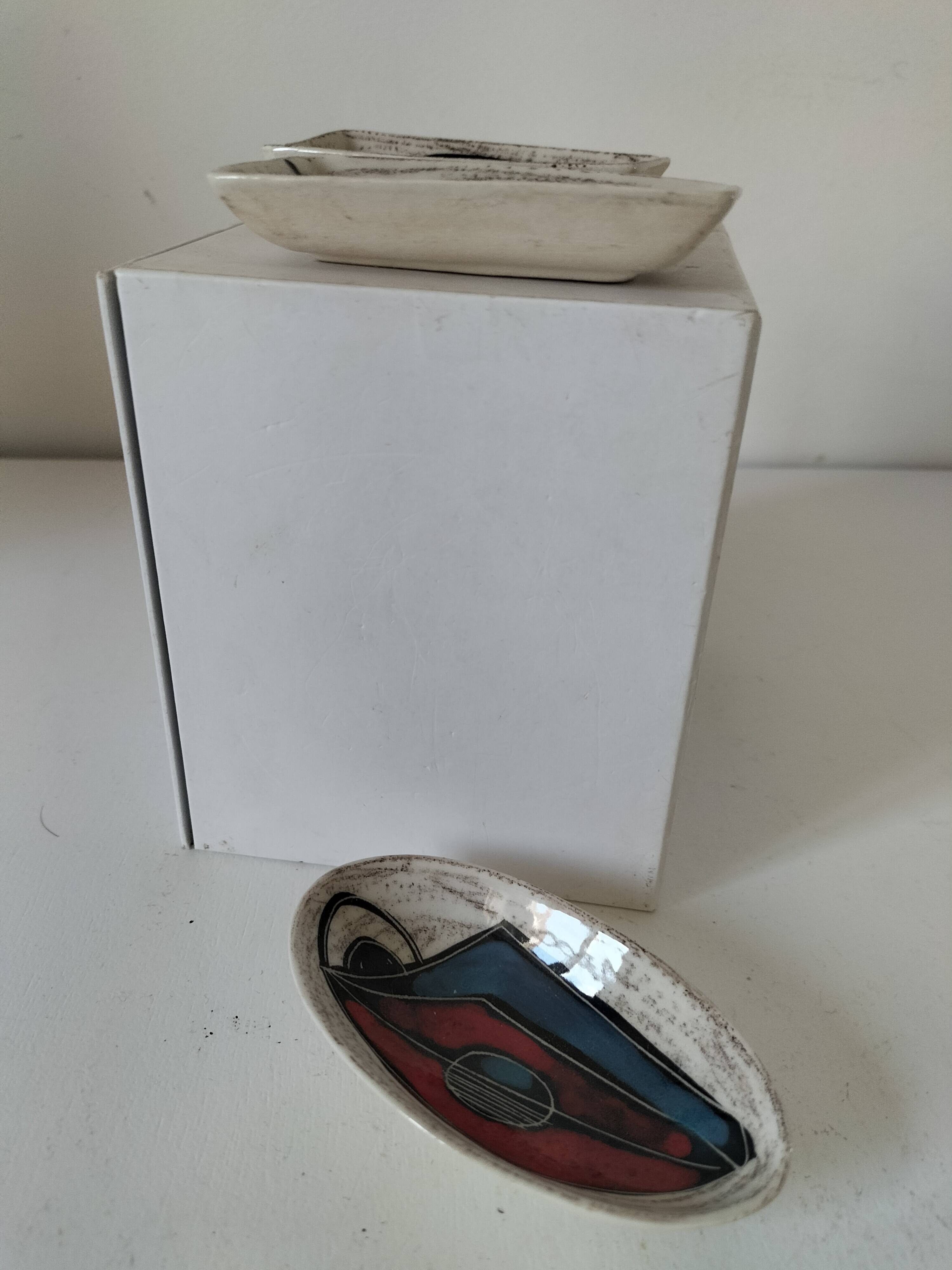 Trio of decorative glazed ceramic bowls – Italy, 1960s