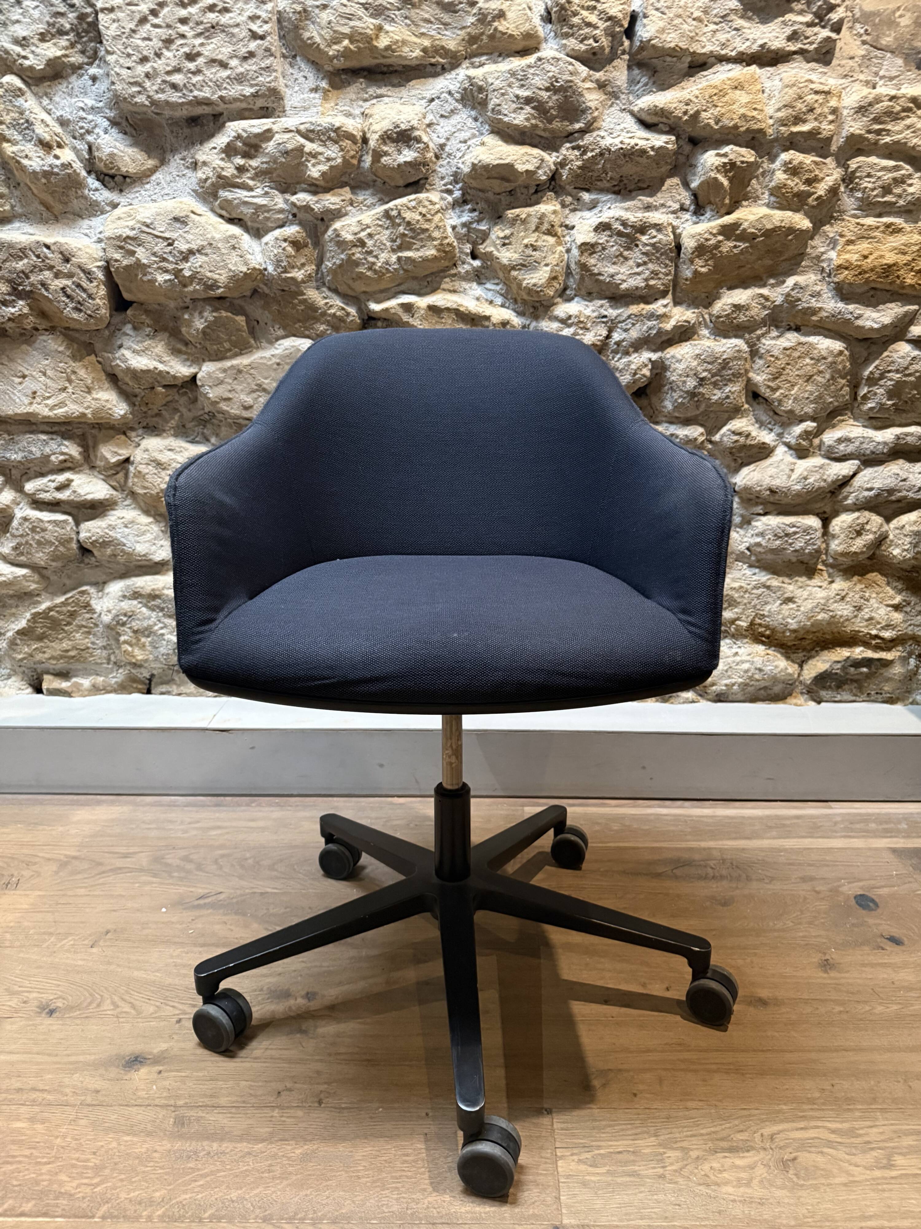 Softshell office chair Ronan & Erwan Bouroullec