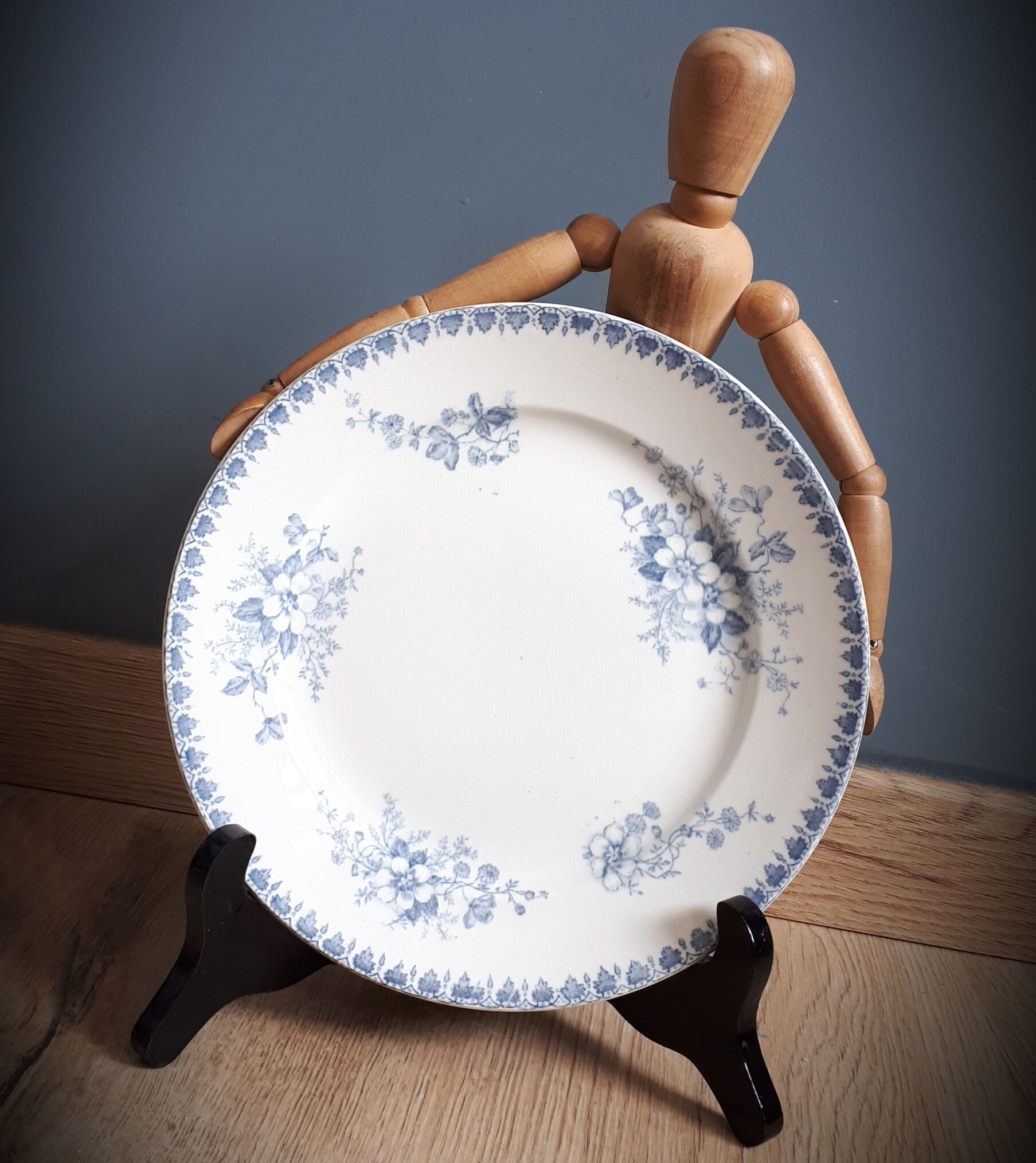 Blue Anna Plate