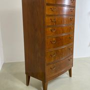 Danish tallboy chest of drawers Kvalitet mobelfabrik brdr. 1940s