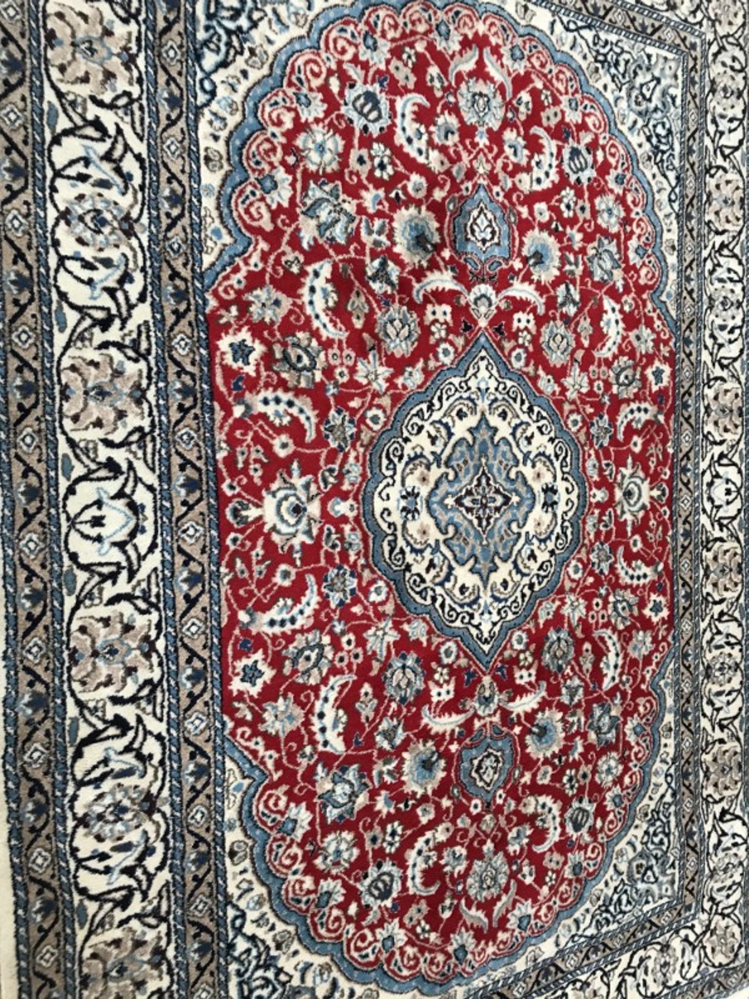 Carpet persian nain 165 x 236 cm
