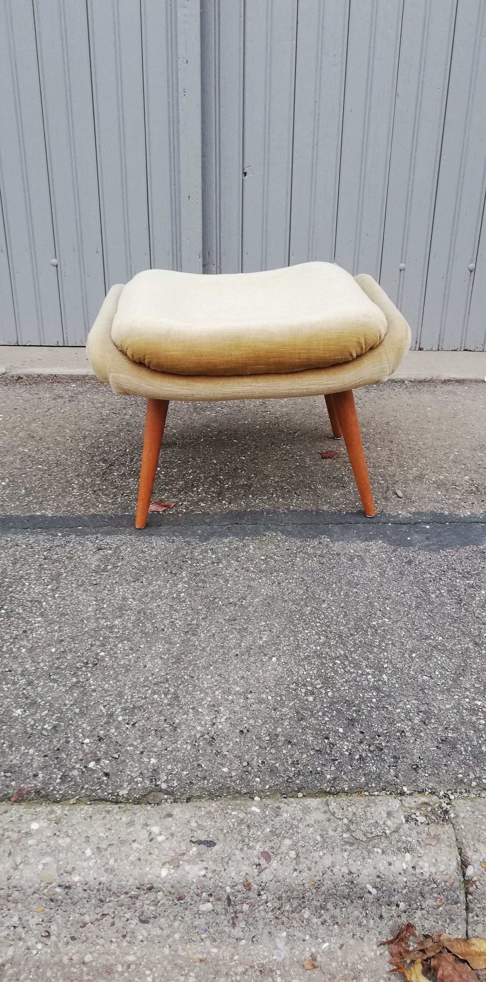 Vintage stool beige fabric