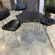Table d’appoint chrome et skai noir vintage style Bauhaus vintage 1970