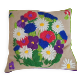 Coussin brodé vintage