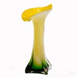 Vase soliflore forme arum arôme vert jaune verre Murano ⋆ Brocante Chic