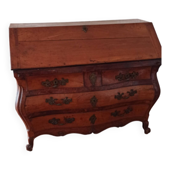 Curved scriban chest of drawers