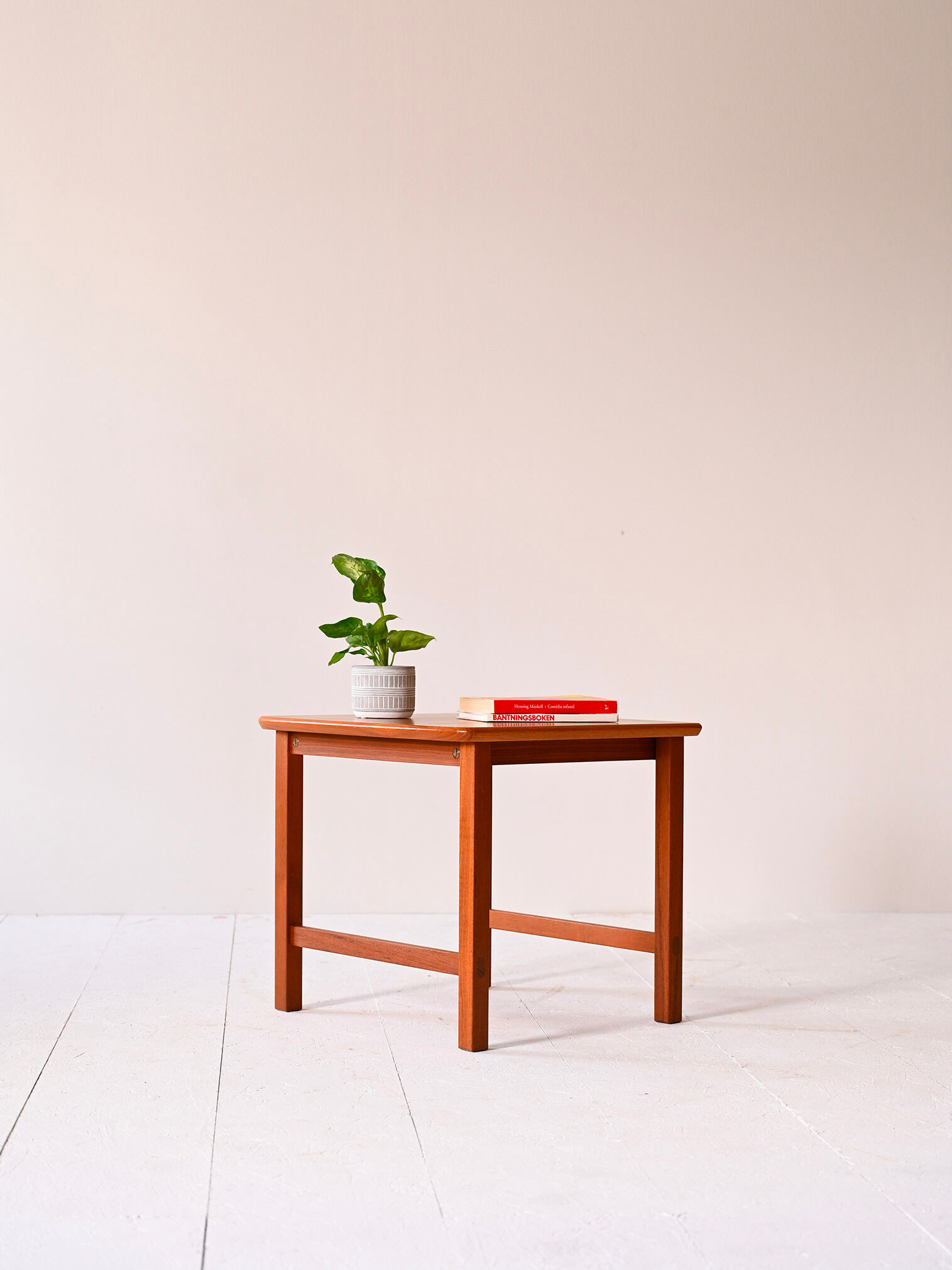 Vintage minimalist coffee table