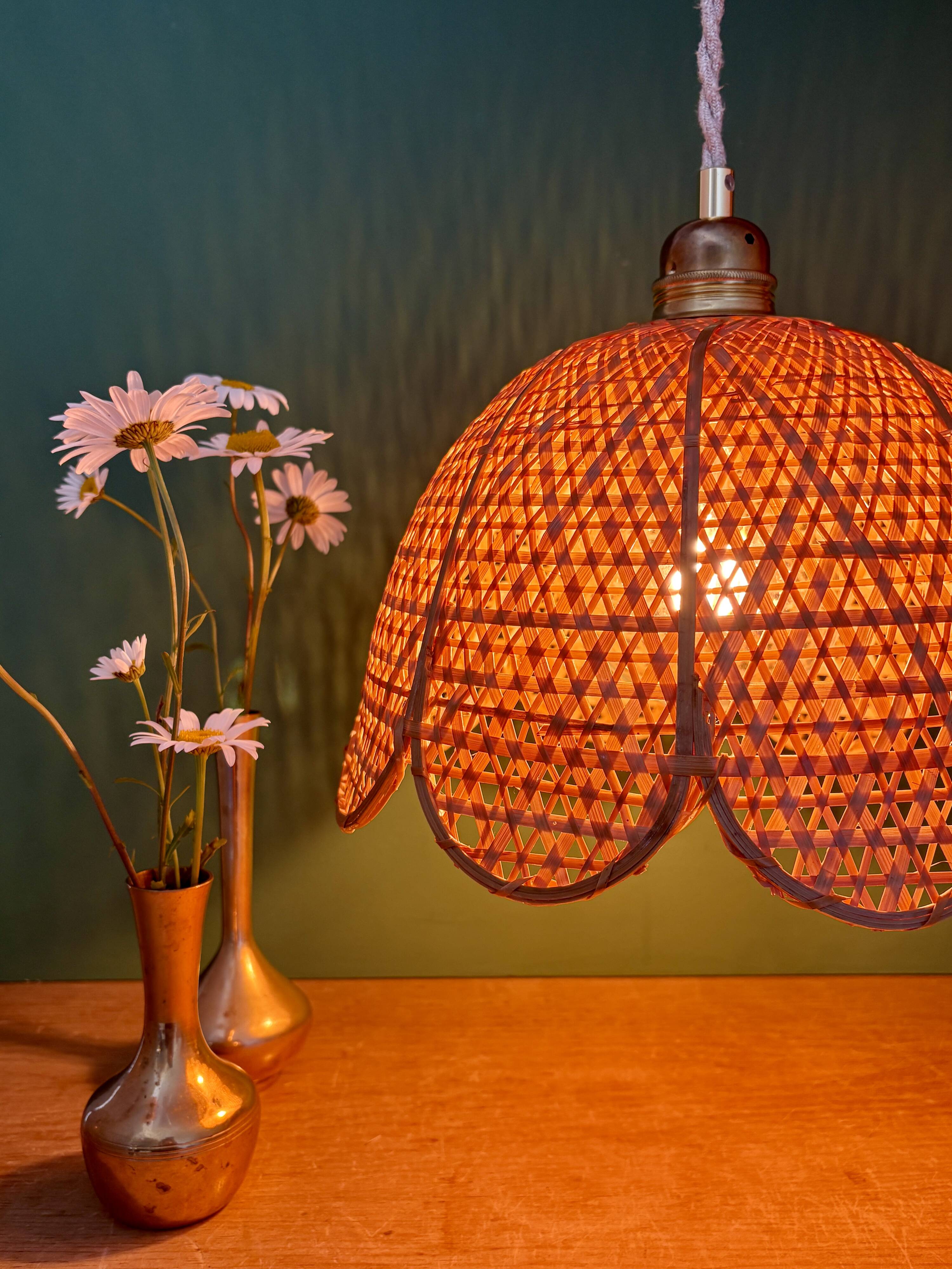 Vintage pendant light in natural materials