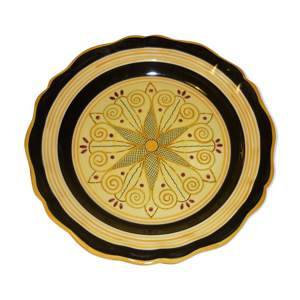 Plat noir et jaune HB