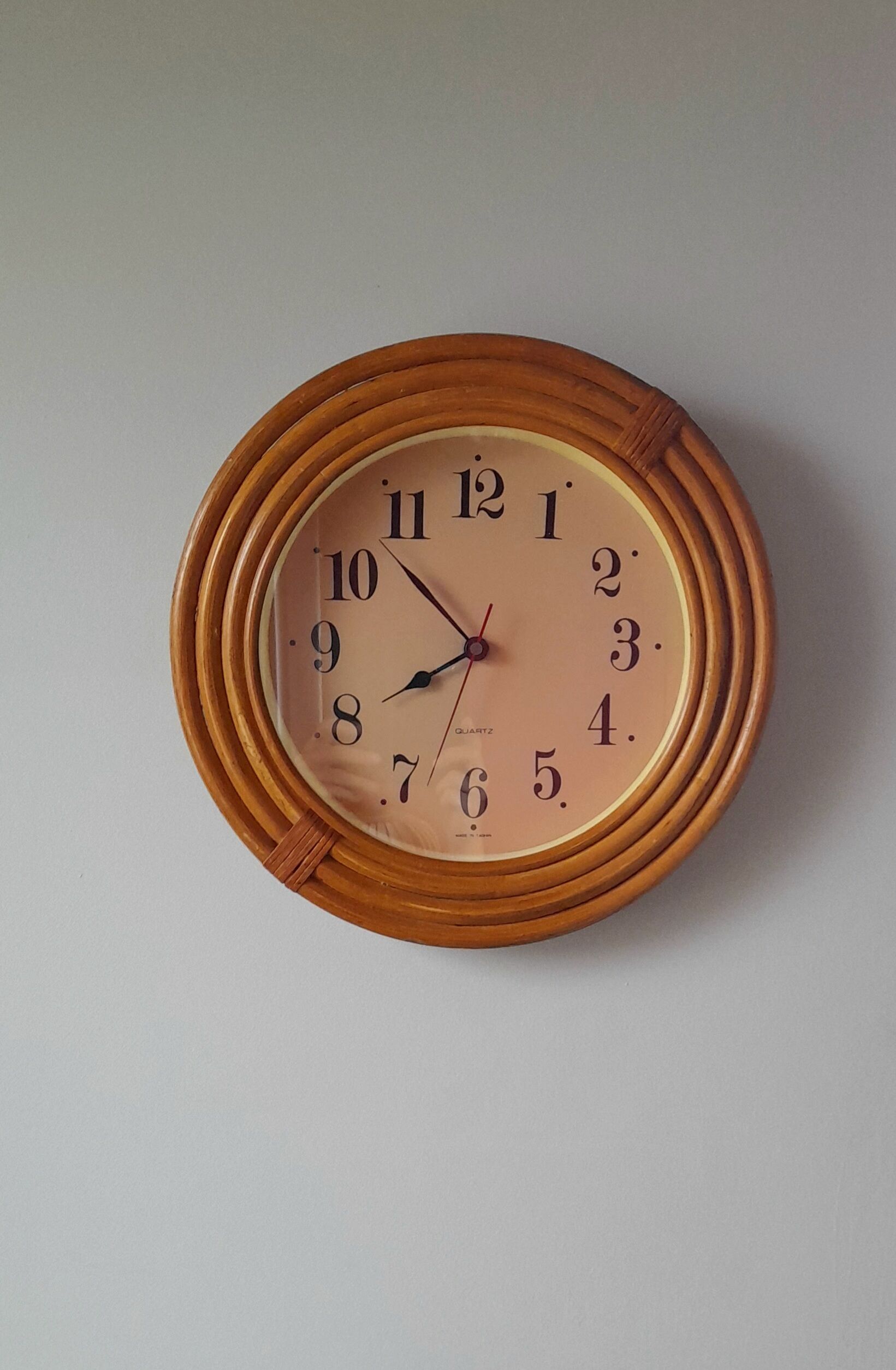 Rattan clock