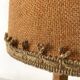 Lampe art déco en bois sculpté et jute