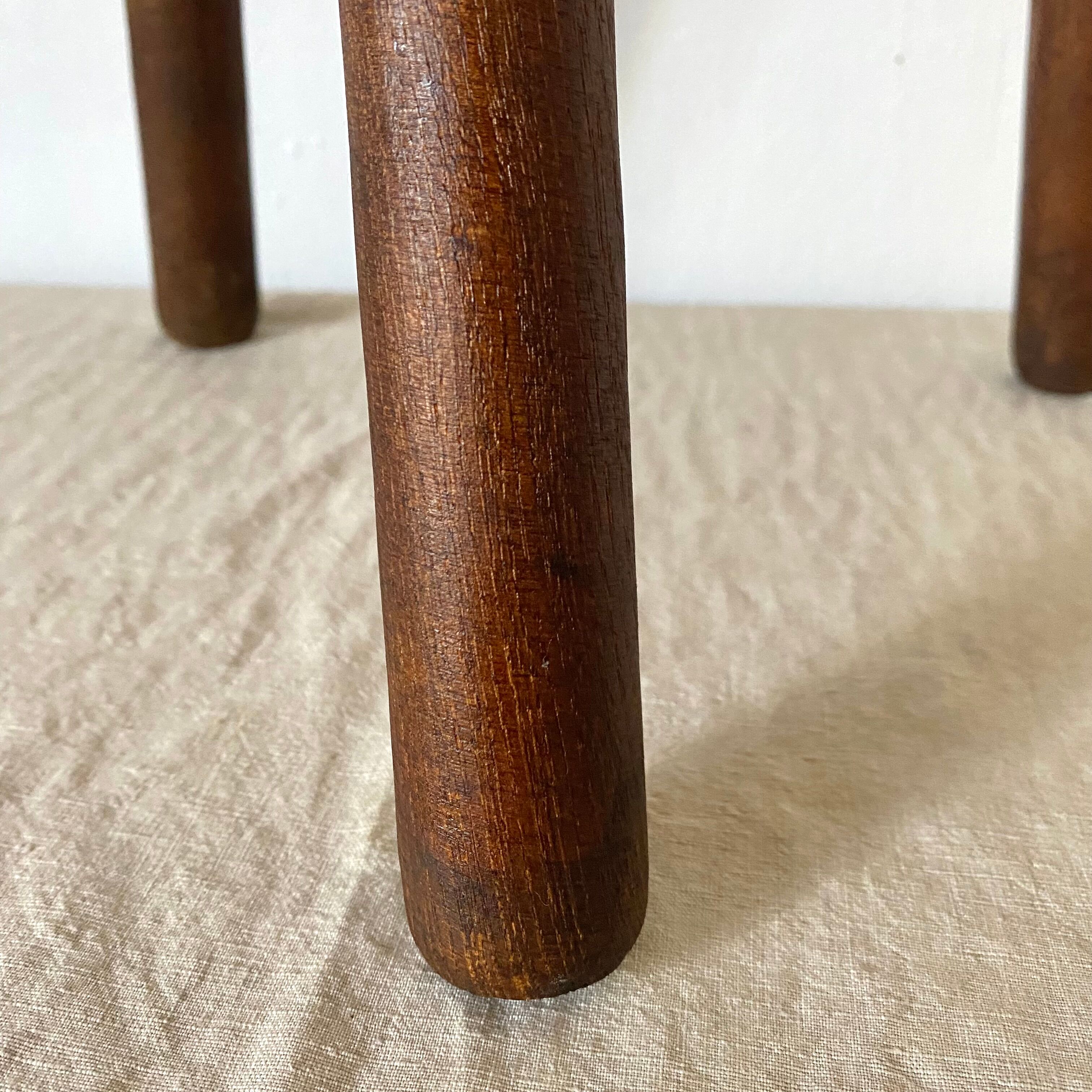 Tripod stool plant holder