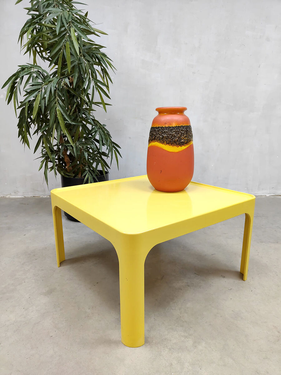 Vintage space age yellow coffee table  Preben fabricius