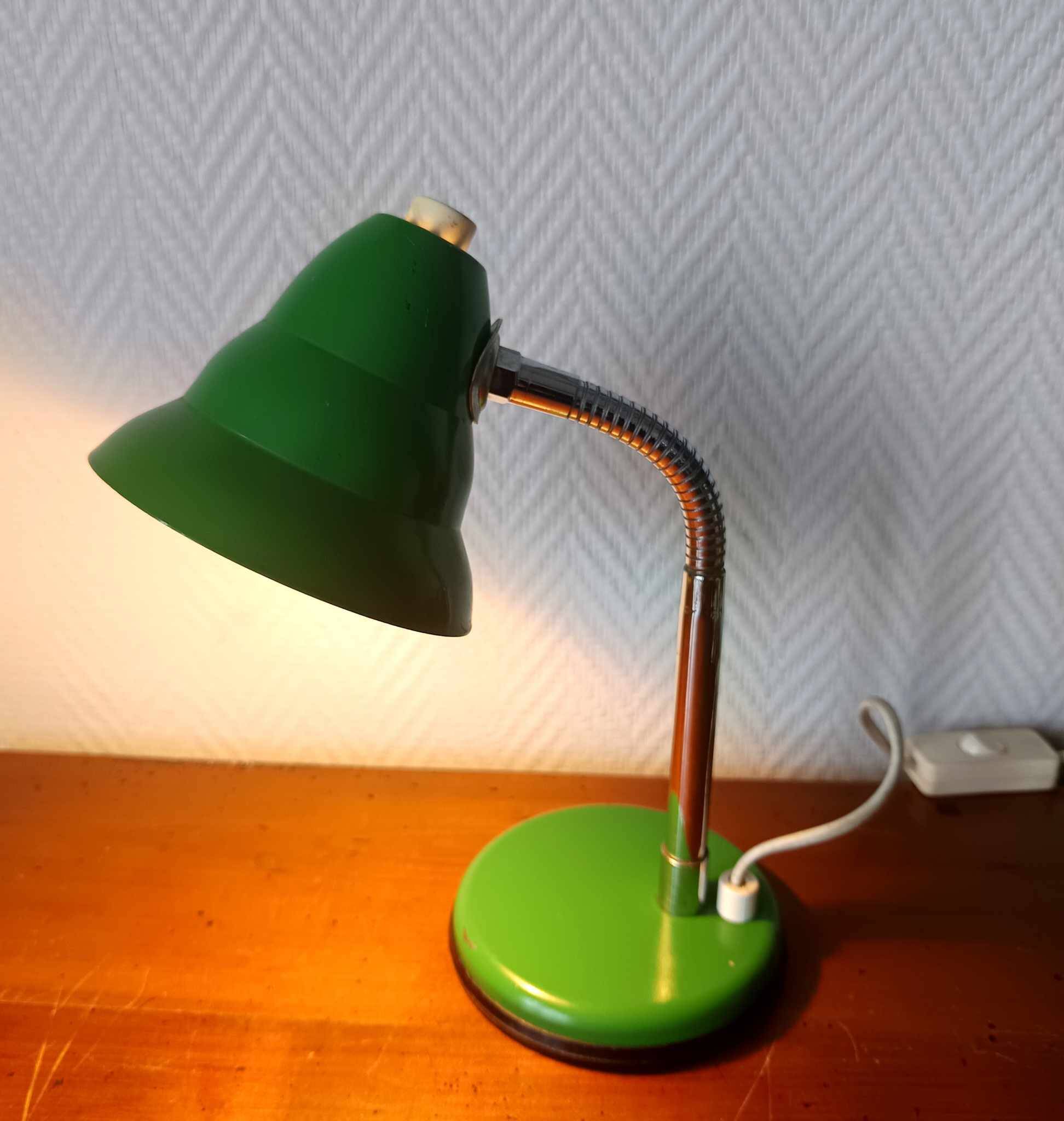 Vintage green cocotte lamp 1950