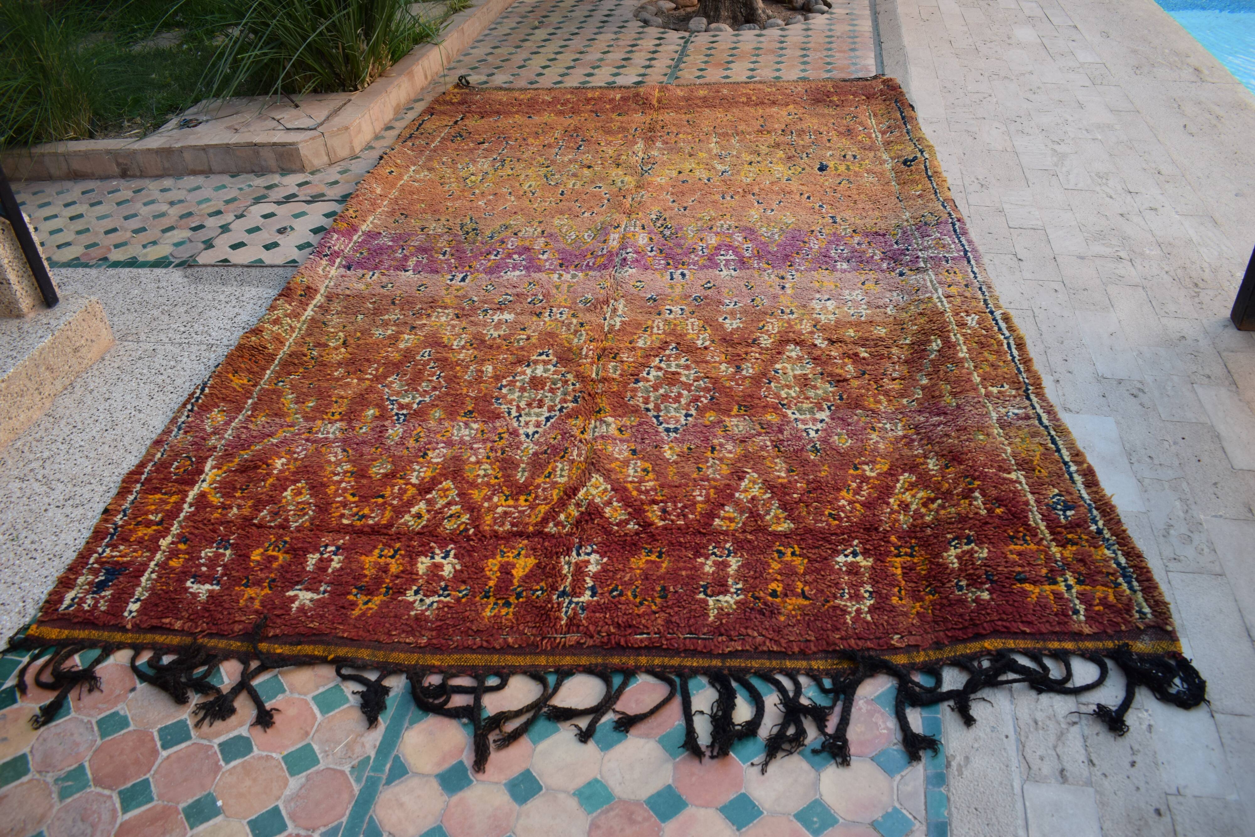 Vintage Moroccan Berber rug, 305x194 cm