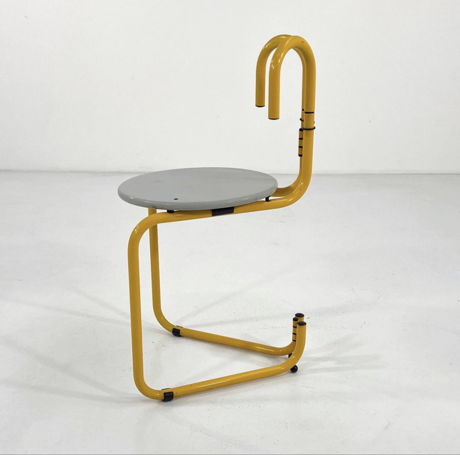 Chaise Binda