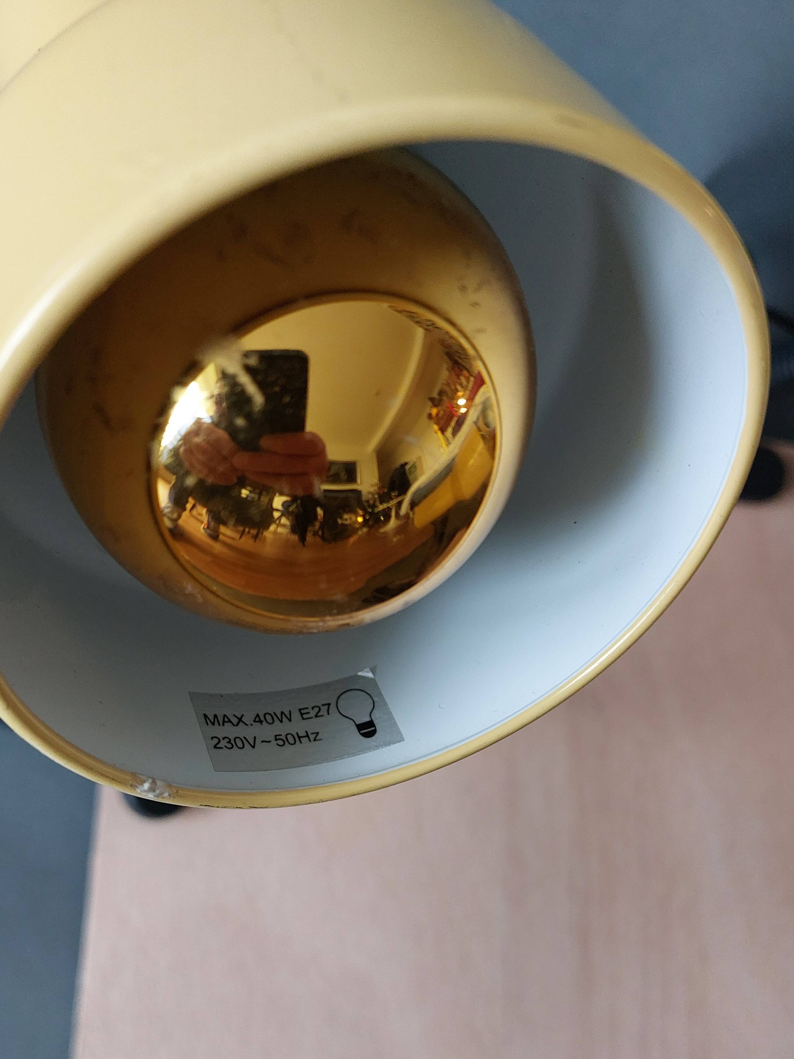Series of 5 yellow lacquered adjustable clamp spotlights 1980 Vintage.