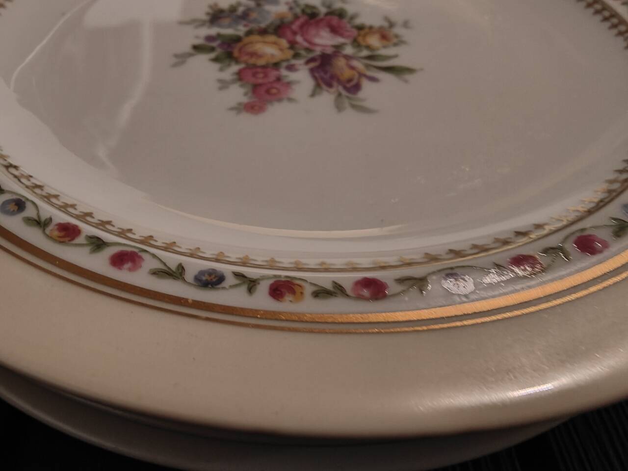 Limoges porcelain dinner service – Raynaud & Cie – Gilding ok
