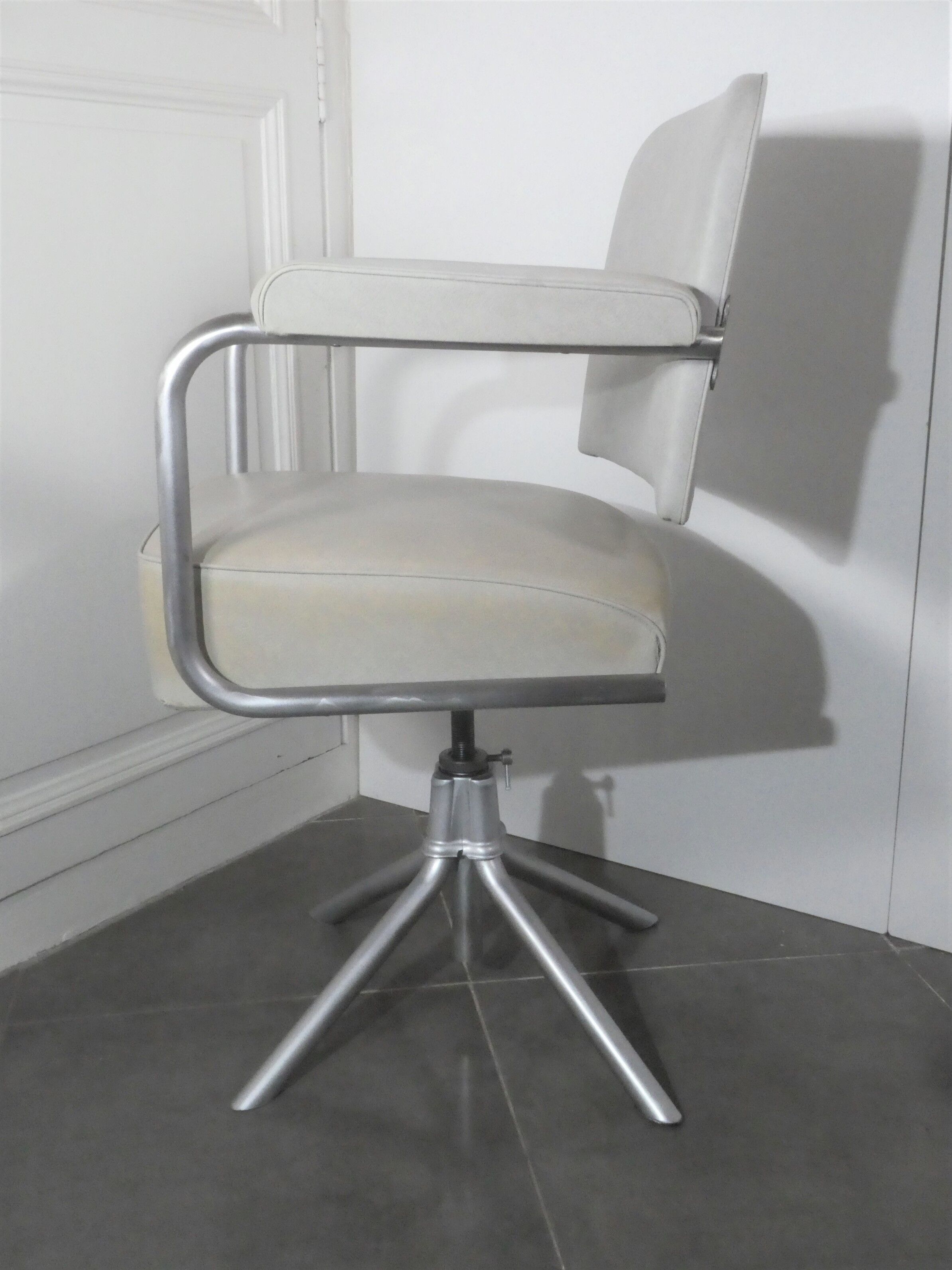 1950 office armchair