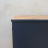 Compass feet sideboard