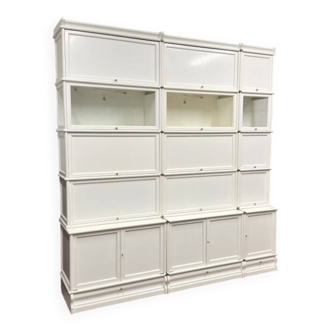Original Globe Wernicke English Bookcase White